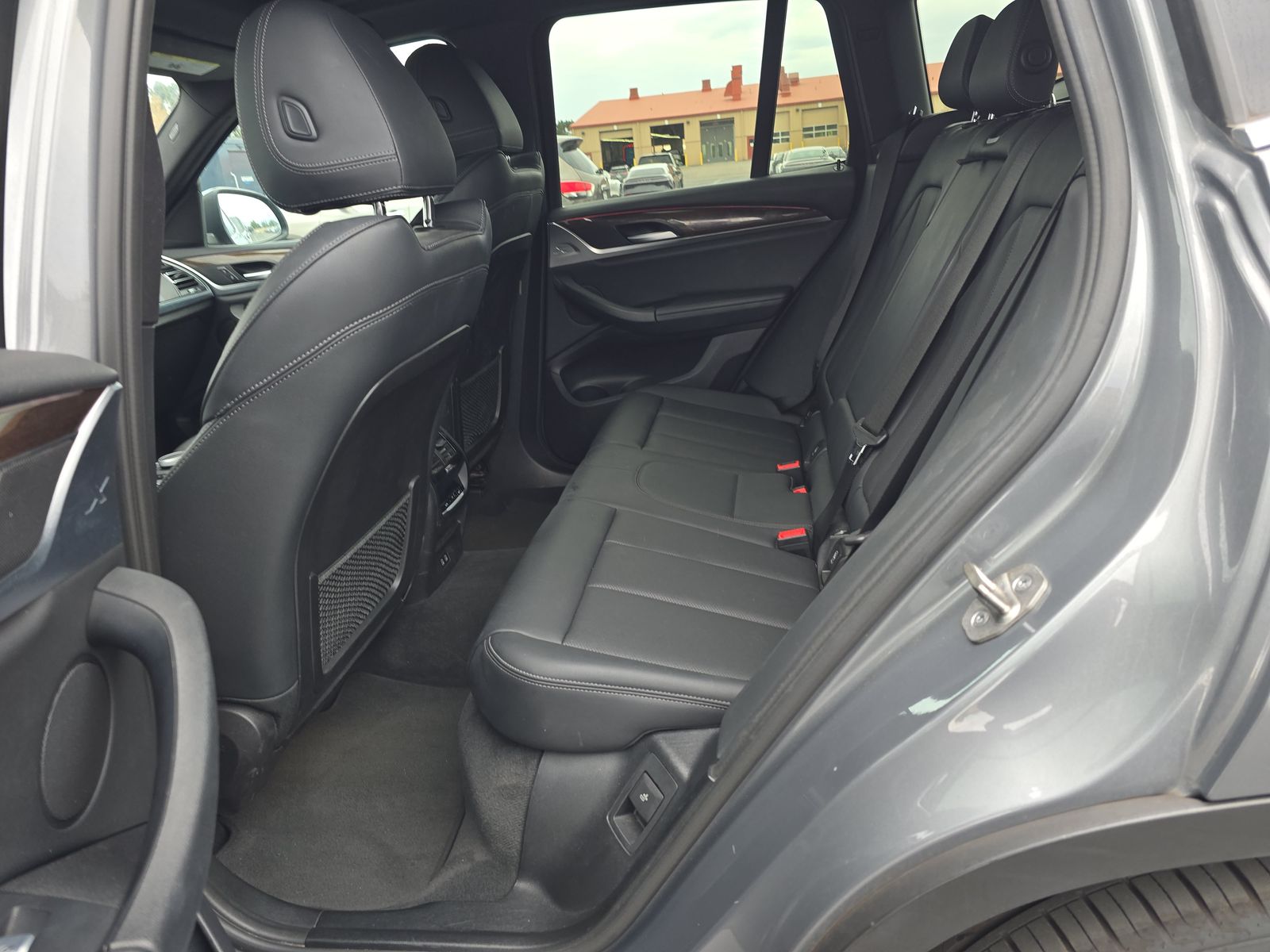 2023 BMW X3 sDrive30i RWD