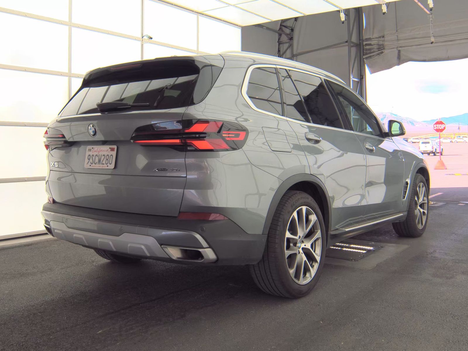 2025 BMW X5 xDrive40i AWD