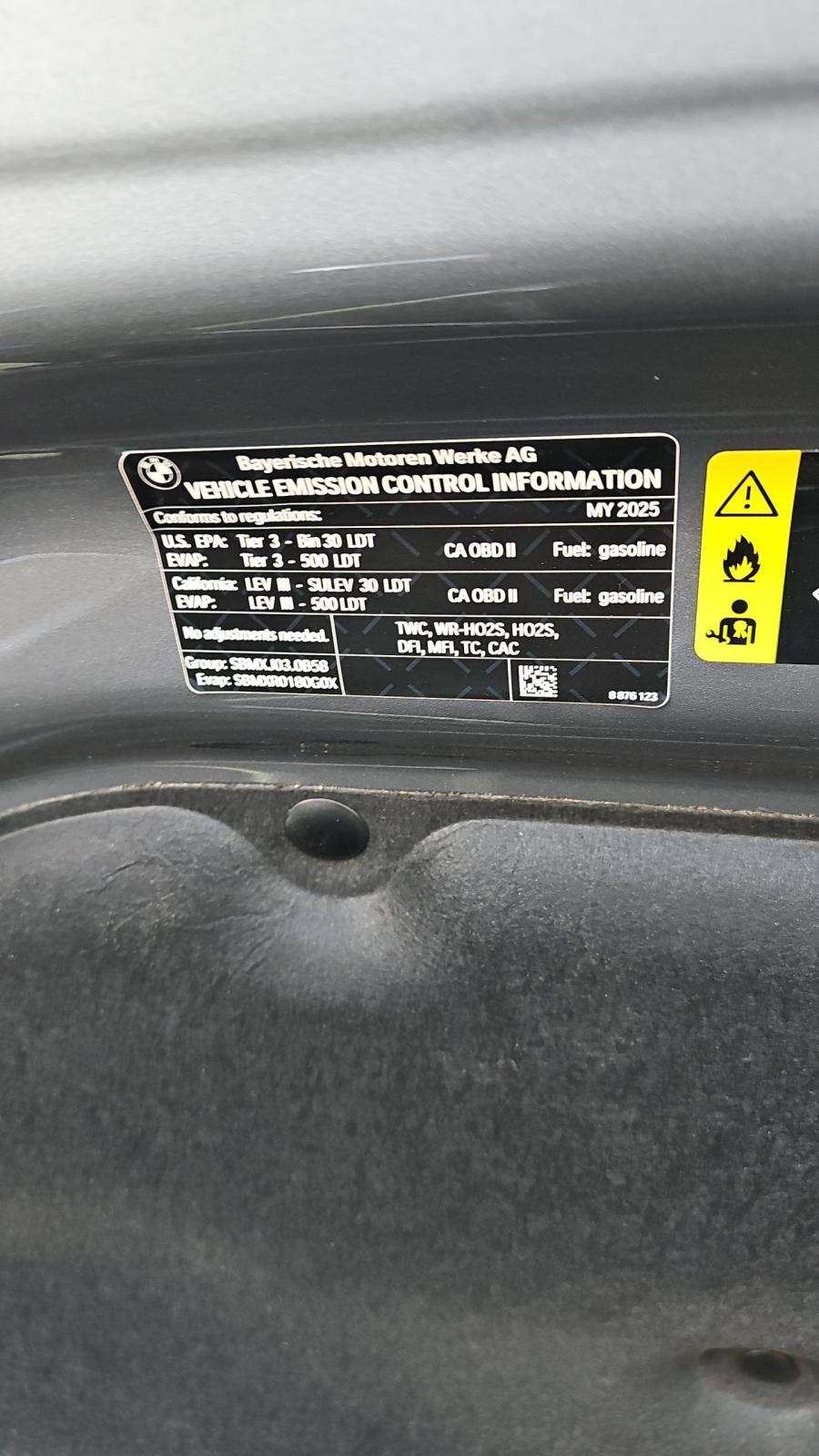 2025 BMW X5 xDrive40i AWD