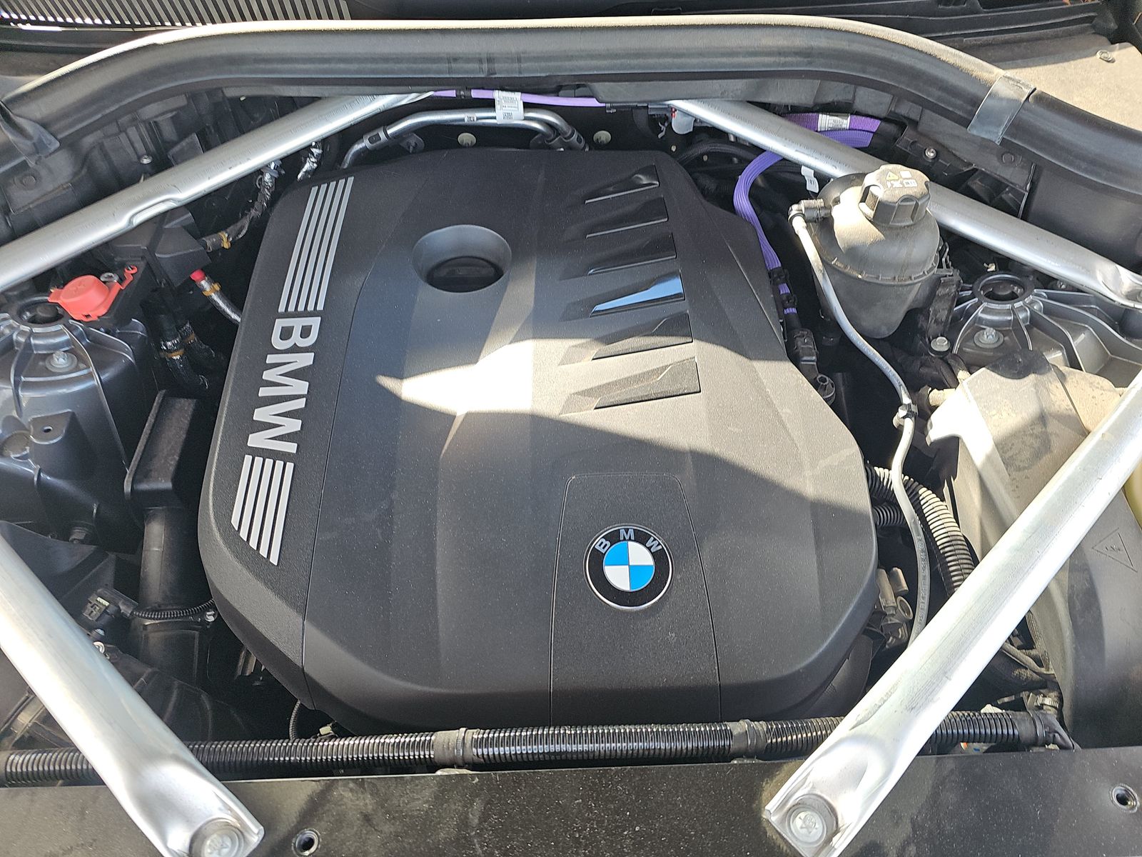 2025 BMW X5 xDrive40i AWD