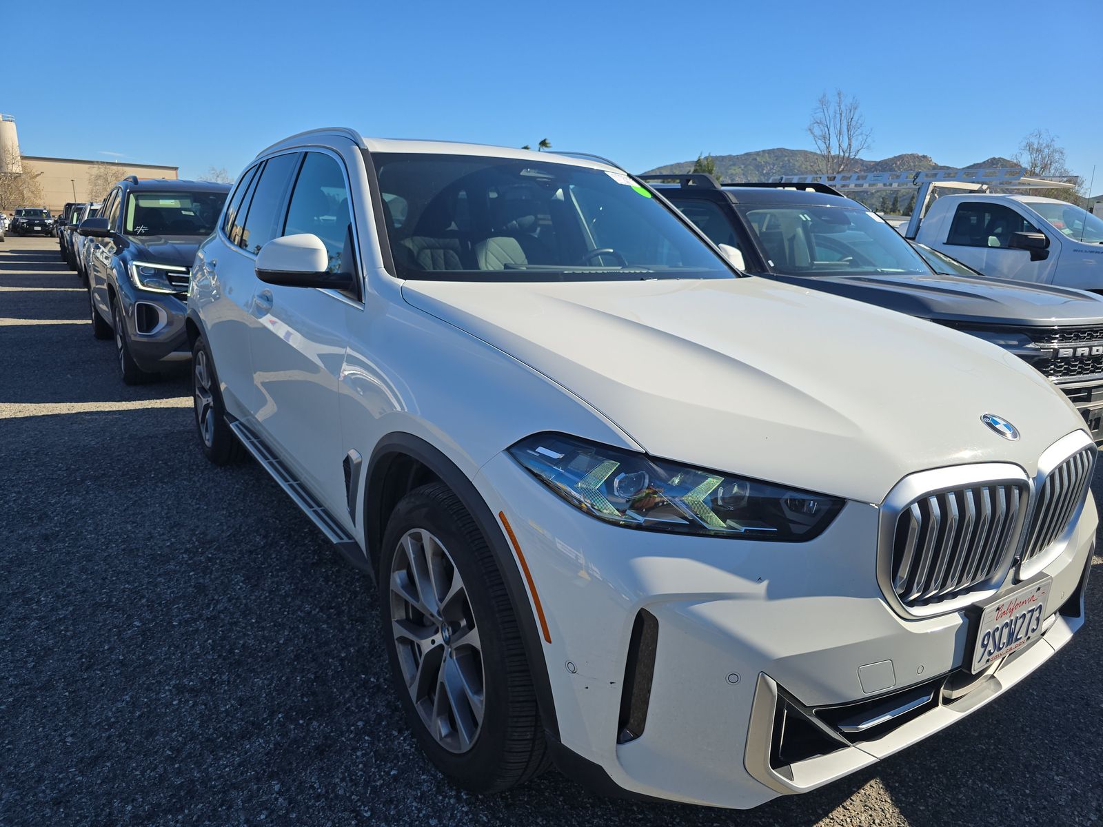 2025 BMW X5 xDrive40i AWD