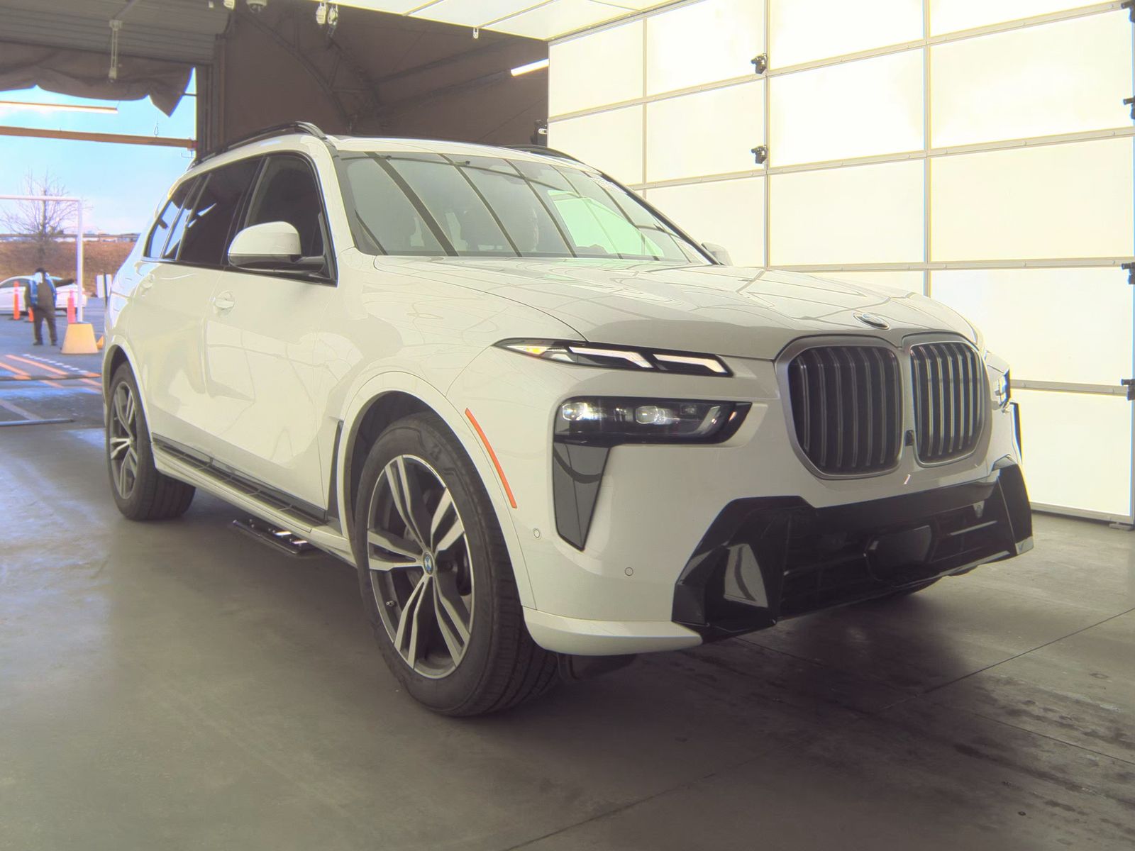 2025 BMW X7 xDrive40i AWD