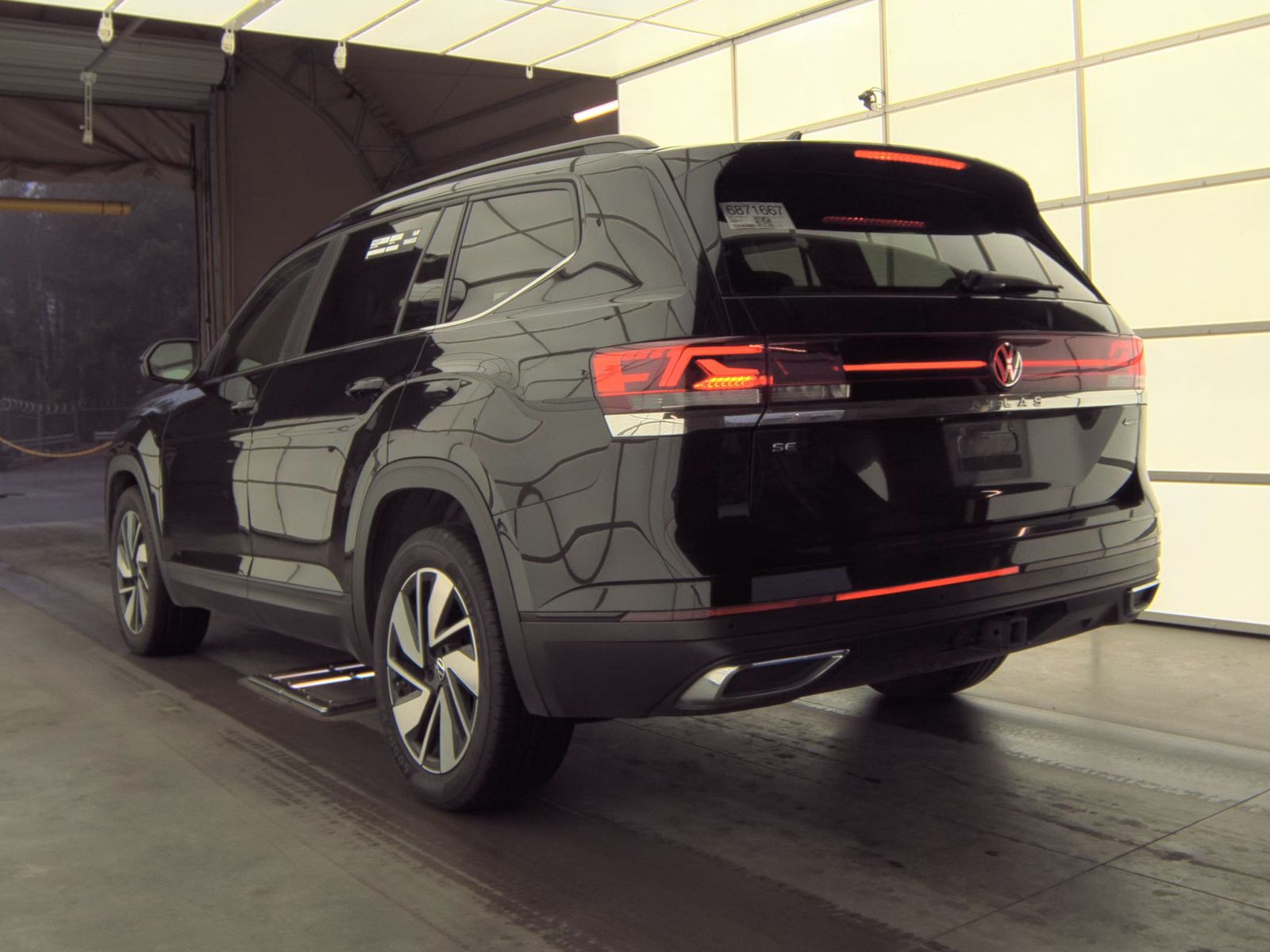 2024 Volkswagen Atlas 2.0T SE AWD