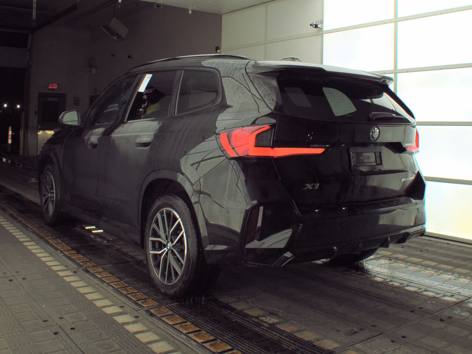 2025 BMW X1 xDrive28i AWD