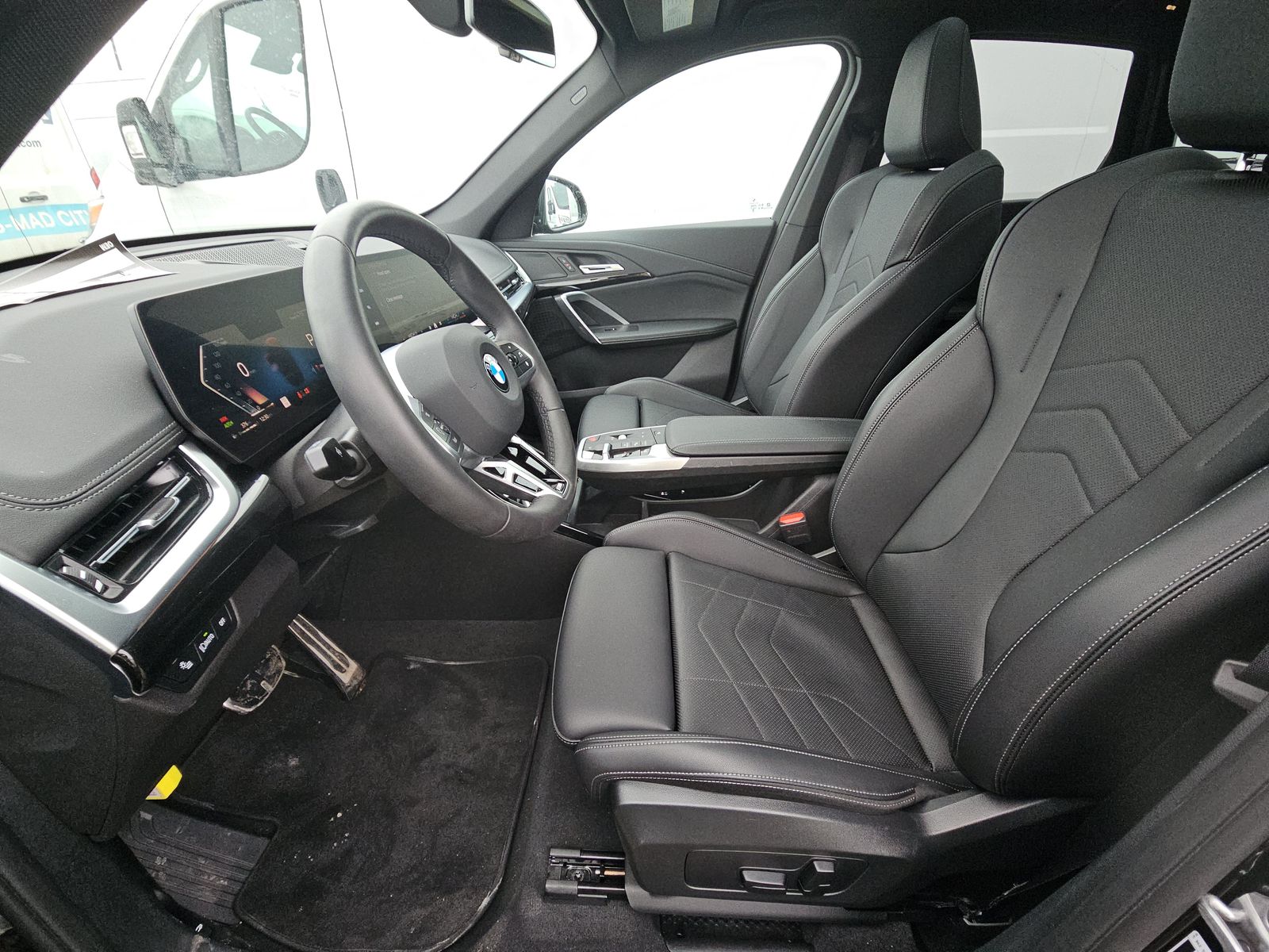 2025 BMW X1 xDrive28i AWD