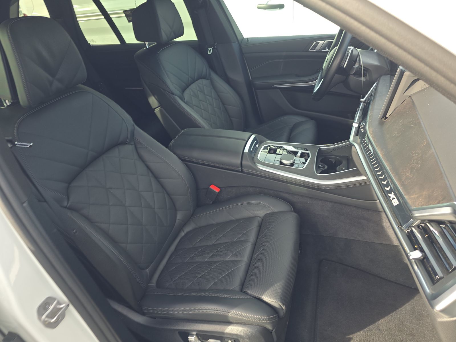 2025 BMW X5 xDrive40i AWD