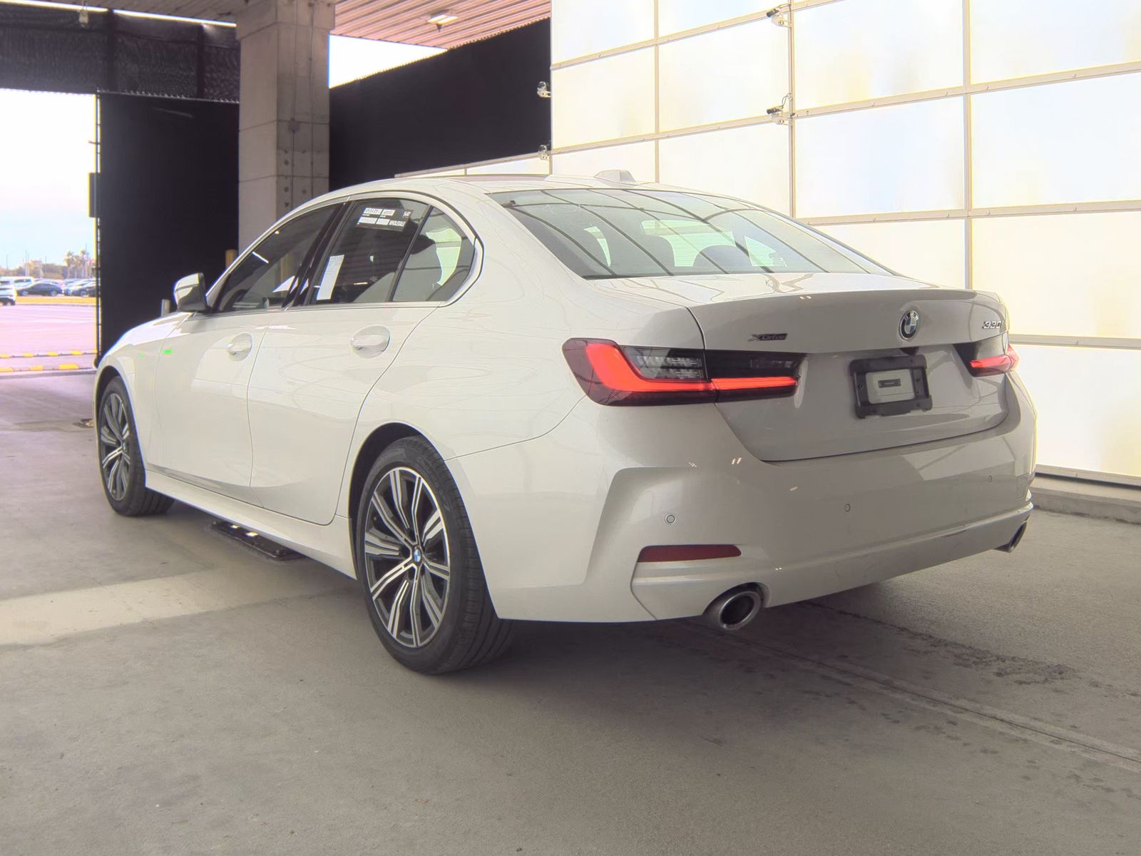 2025 BMW 3 Series 330i xDrive AWD