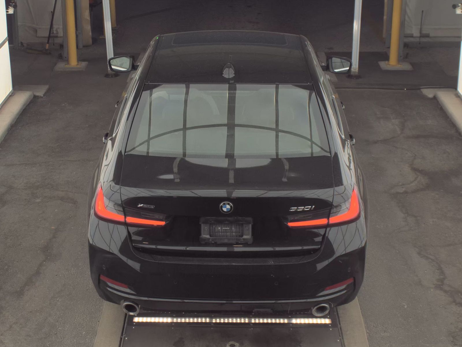 2025 BMW 3 Series 330i xDrive AWD