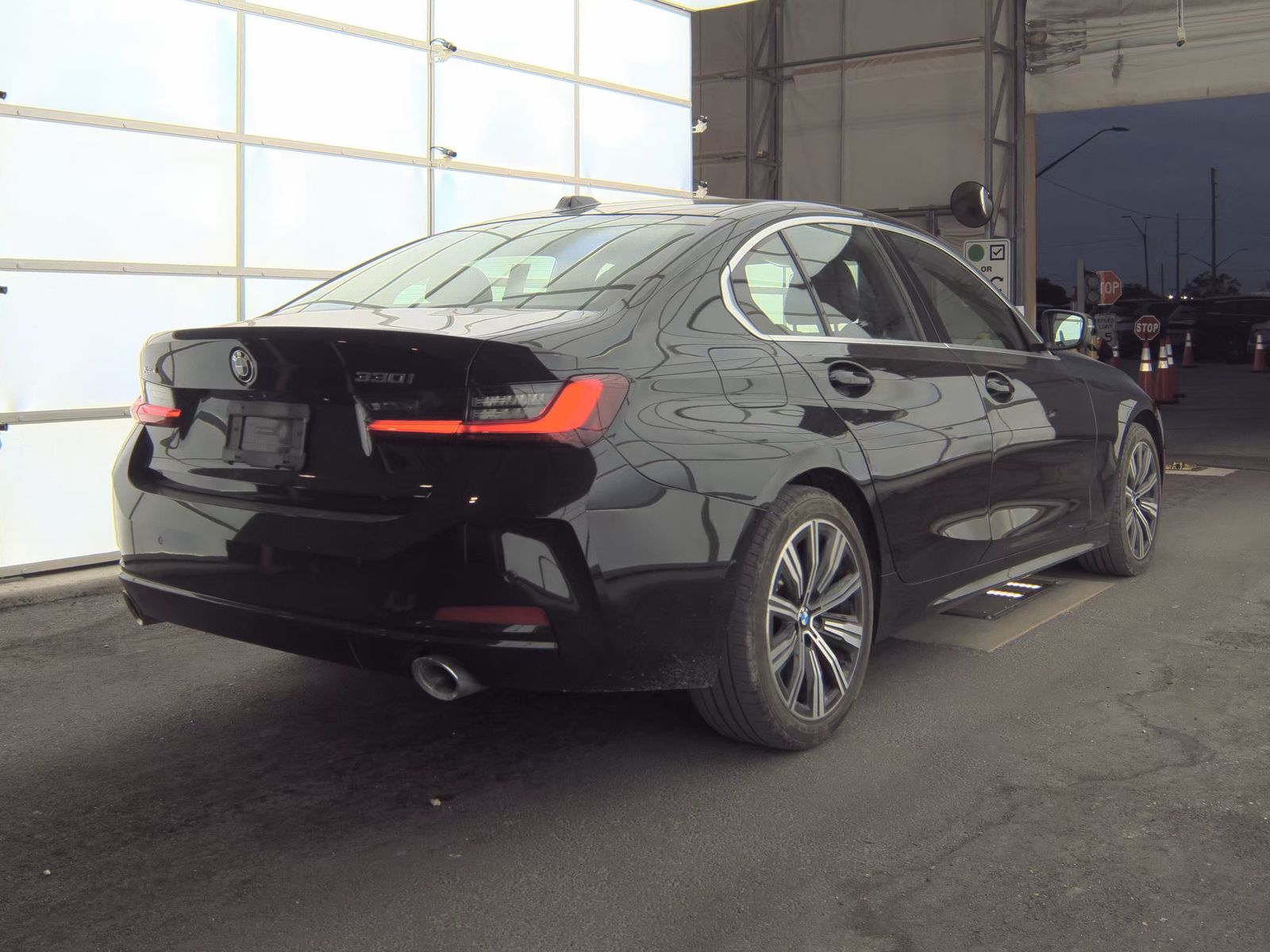 2025 BMW 3 Series 330i xDrive AWD