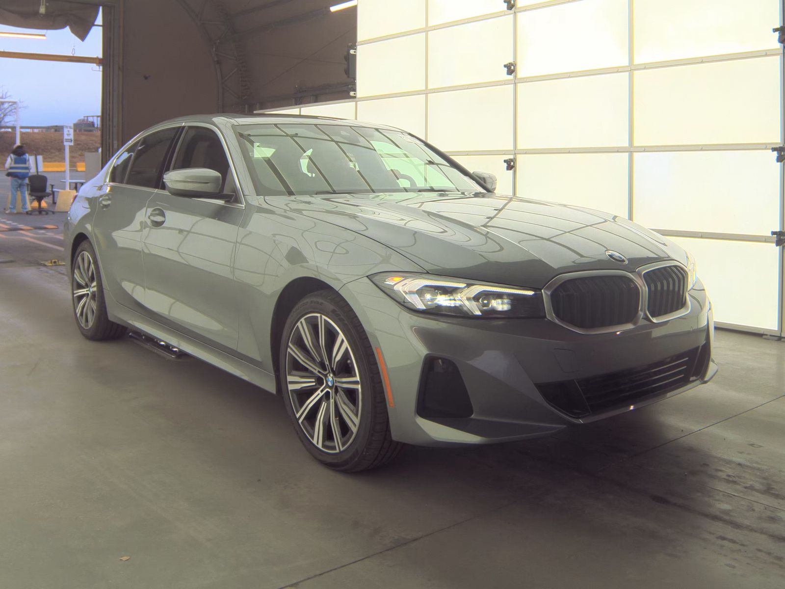 2025 BMW 3 Series 330i xDrive AWD