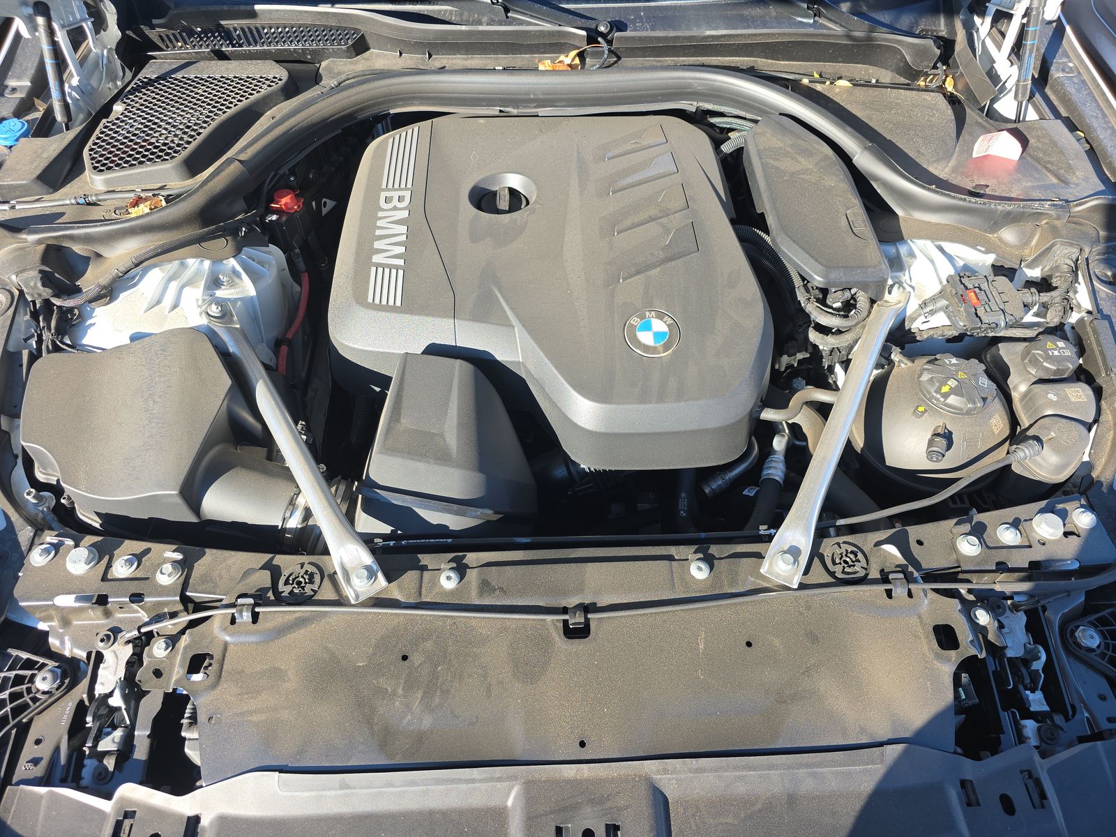 2025 BMW 5 Series 530i xDrive AWD