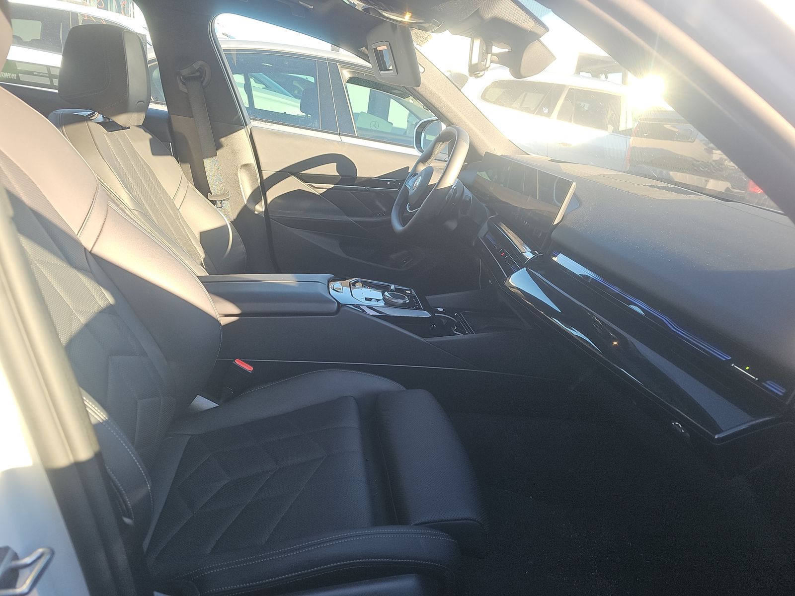 2025 BMW 5 Series 530i xDrive AWD