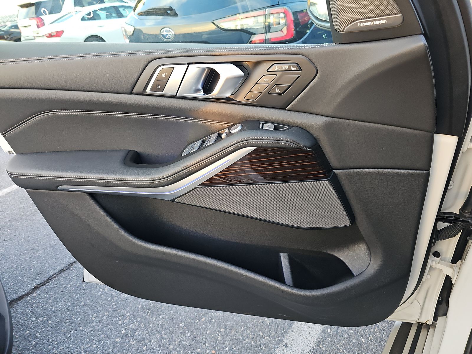 2024 BMW X7 xDrive40i AWD