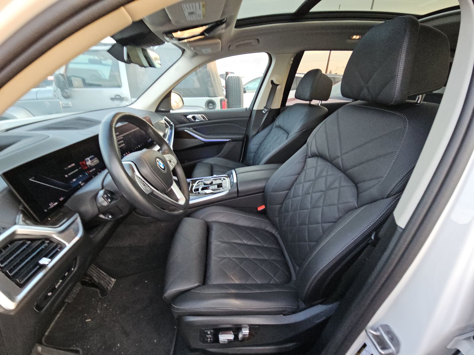 2024 BMW X7 xDrive40i AWD