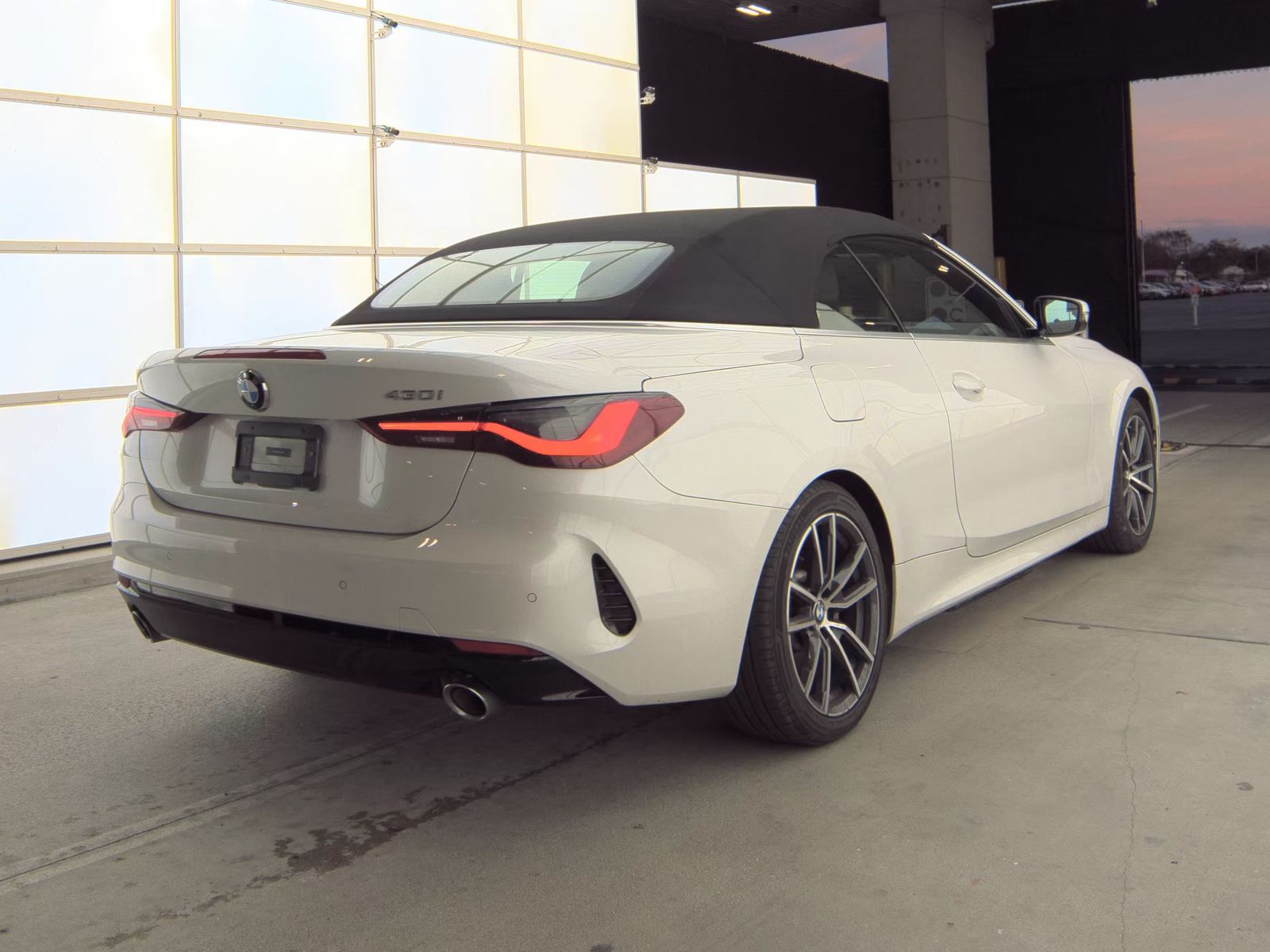 2025 BMW 4 Series 430i RWD