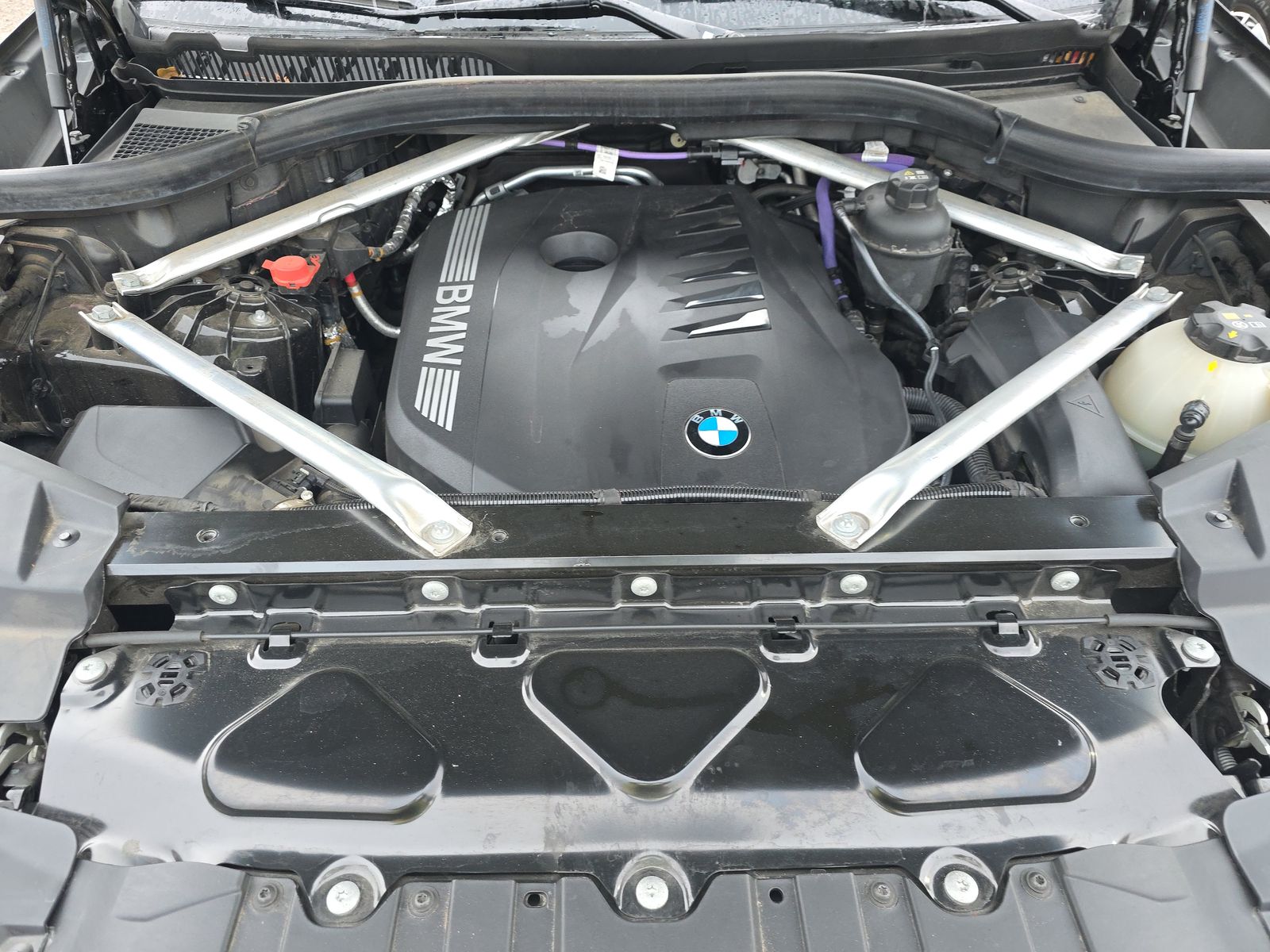 2025 BMW X5 xDrive40i AWD