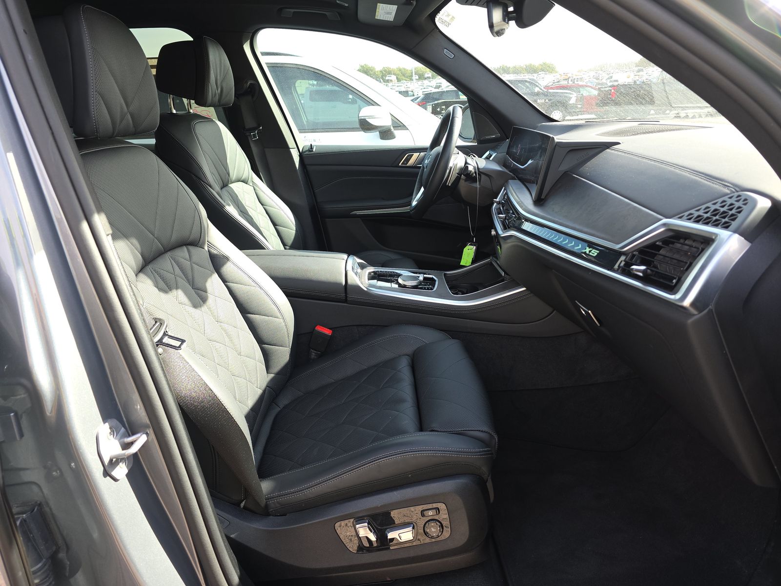 2025 BMW X5 xDrive40i AWD