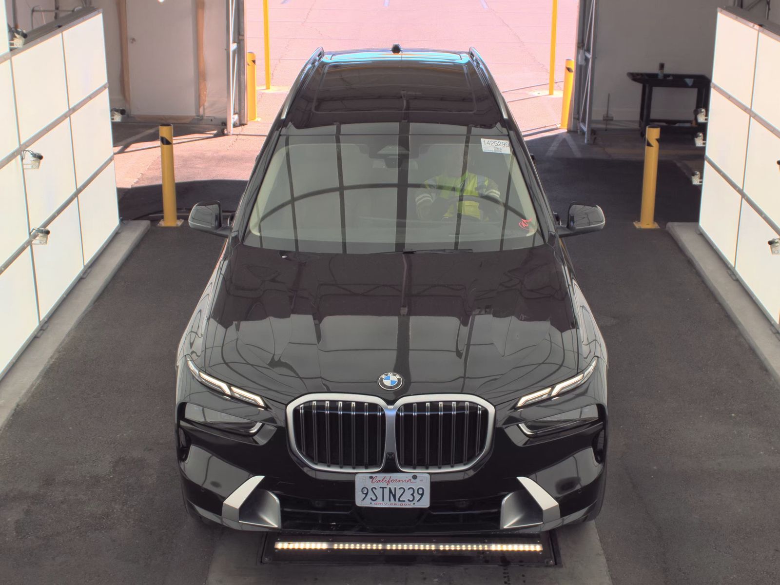 2025 BMW X7 xDrive40i AWD