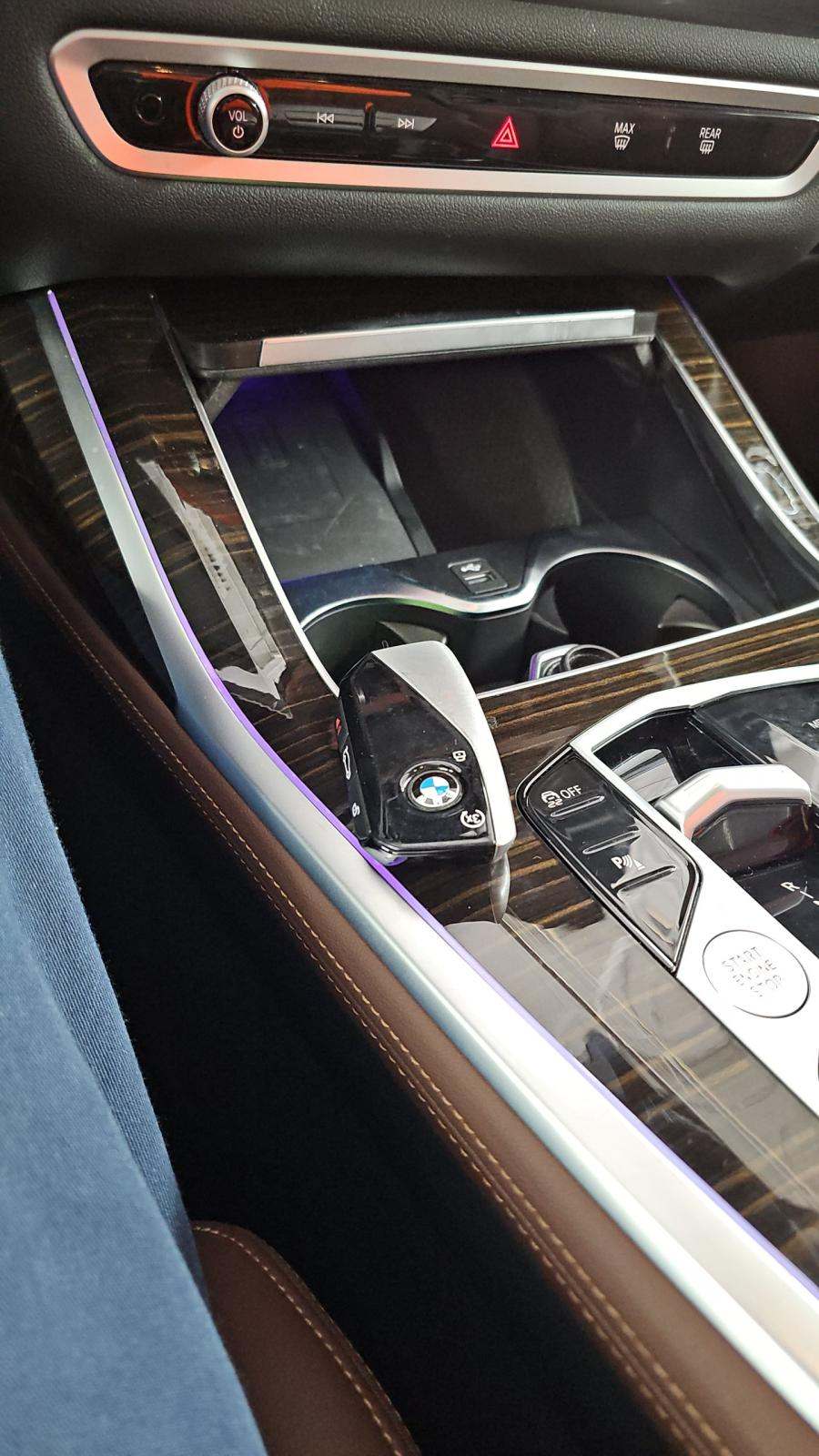 2025 BMW X7 xDrive40i AWD