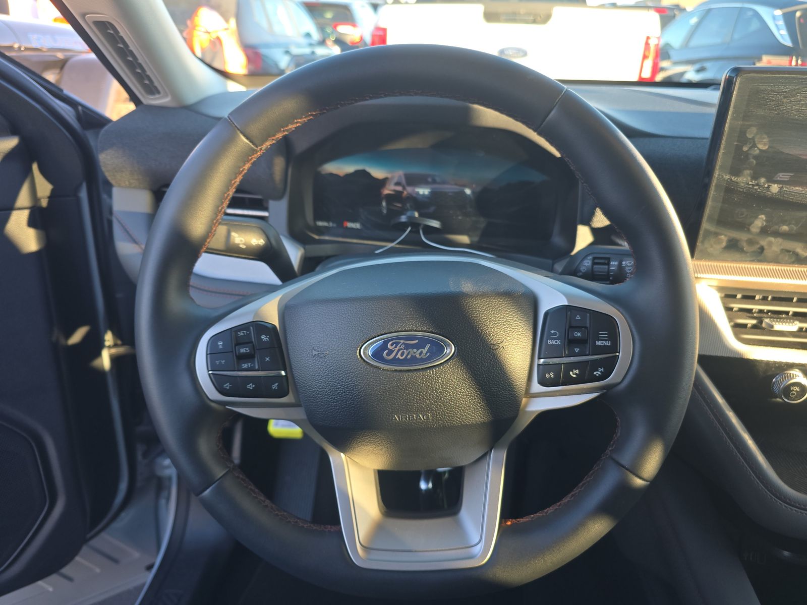 2025 Ford Explorer Active AWD