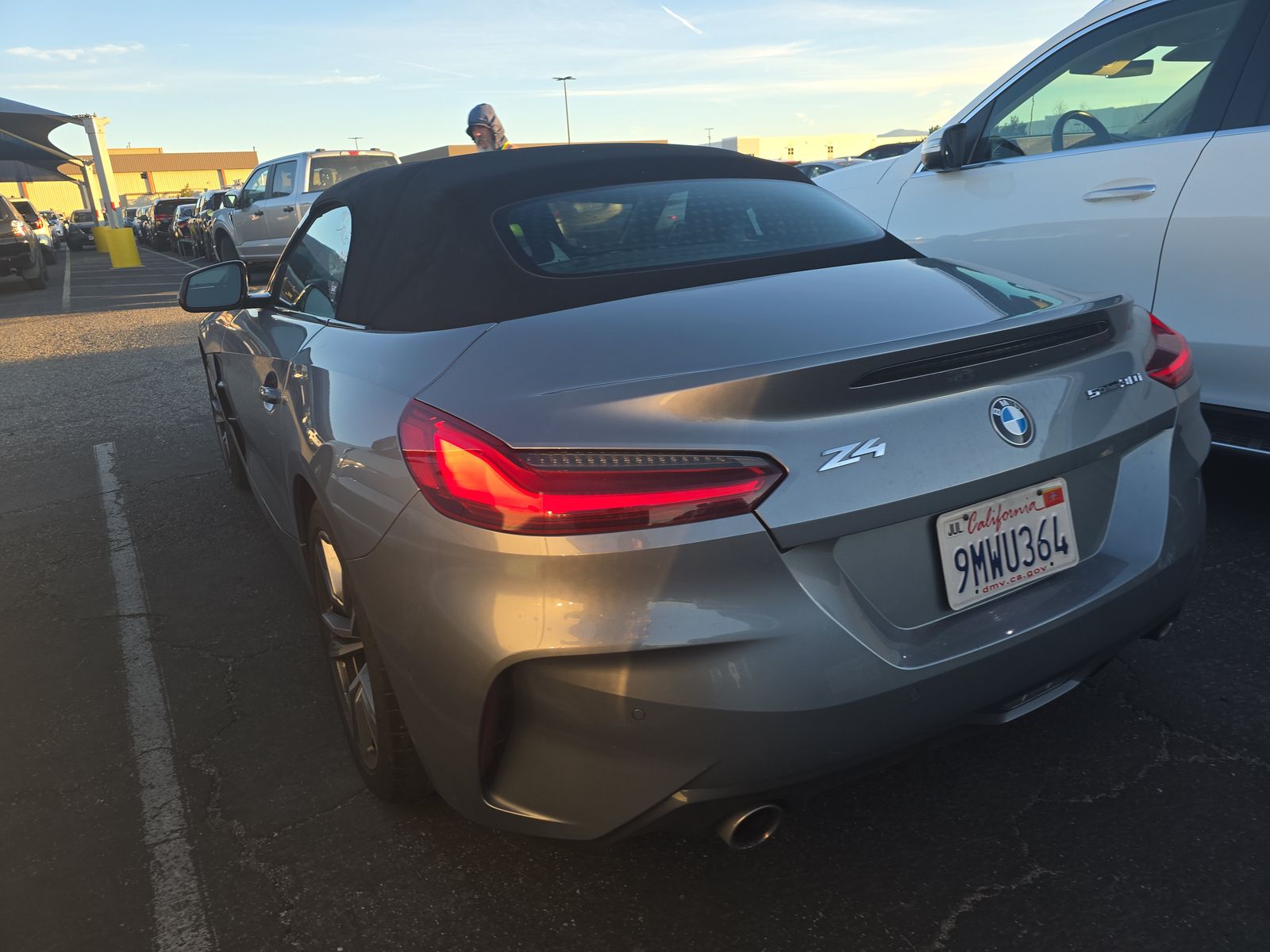 2025 BMW Z4 sDrive30i RWD