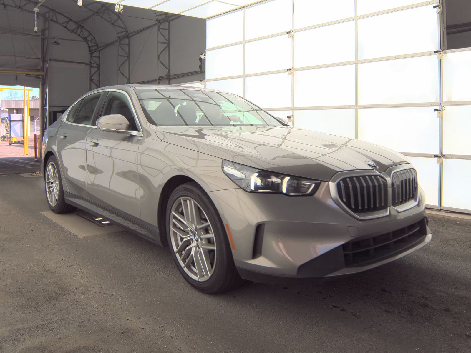 2024 BMW 5 Series 530i RWD