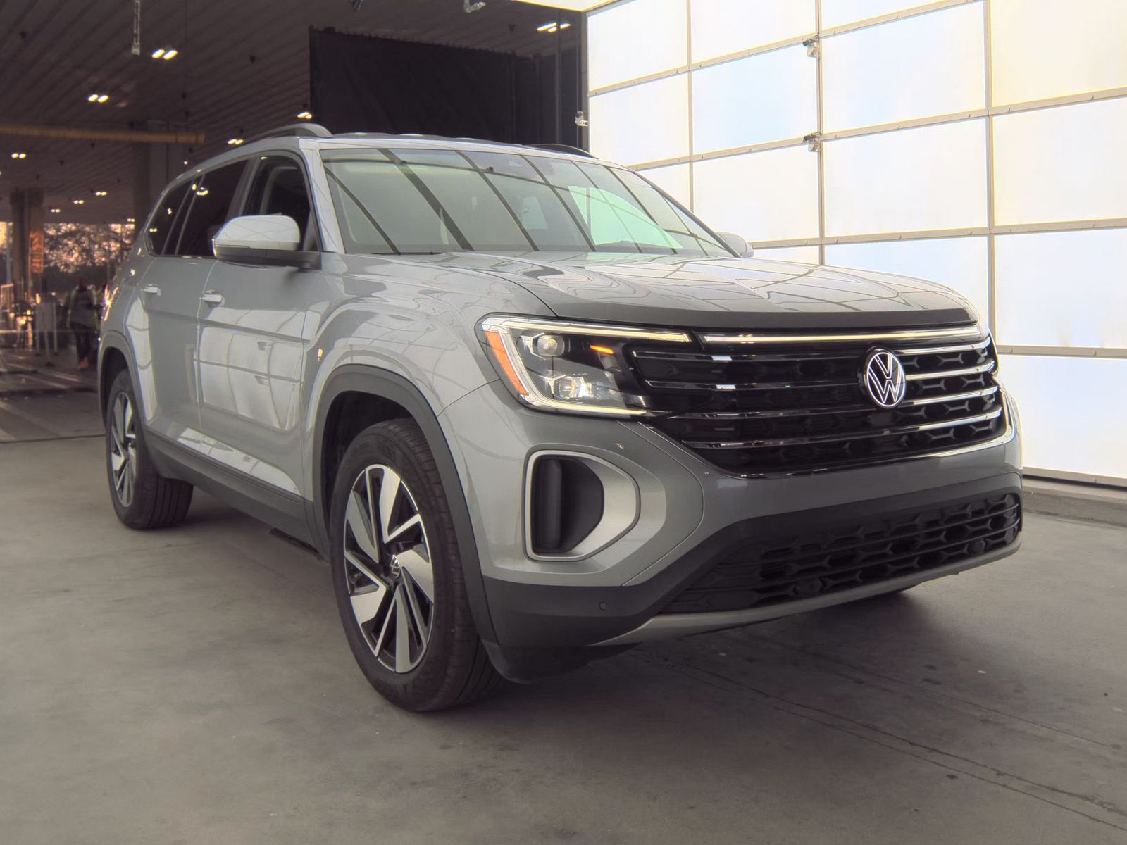 2025 Volkswagen Atlas 2.0T SE AWD