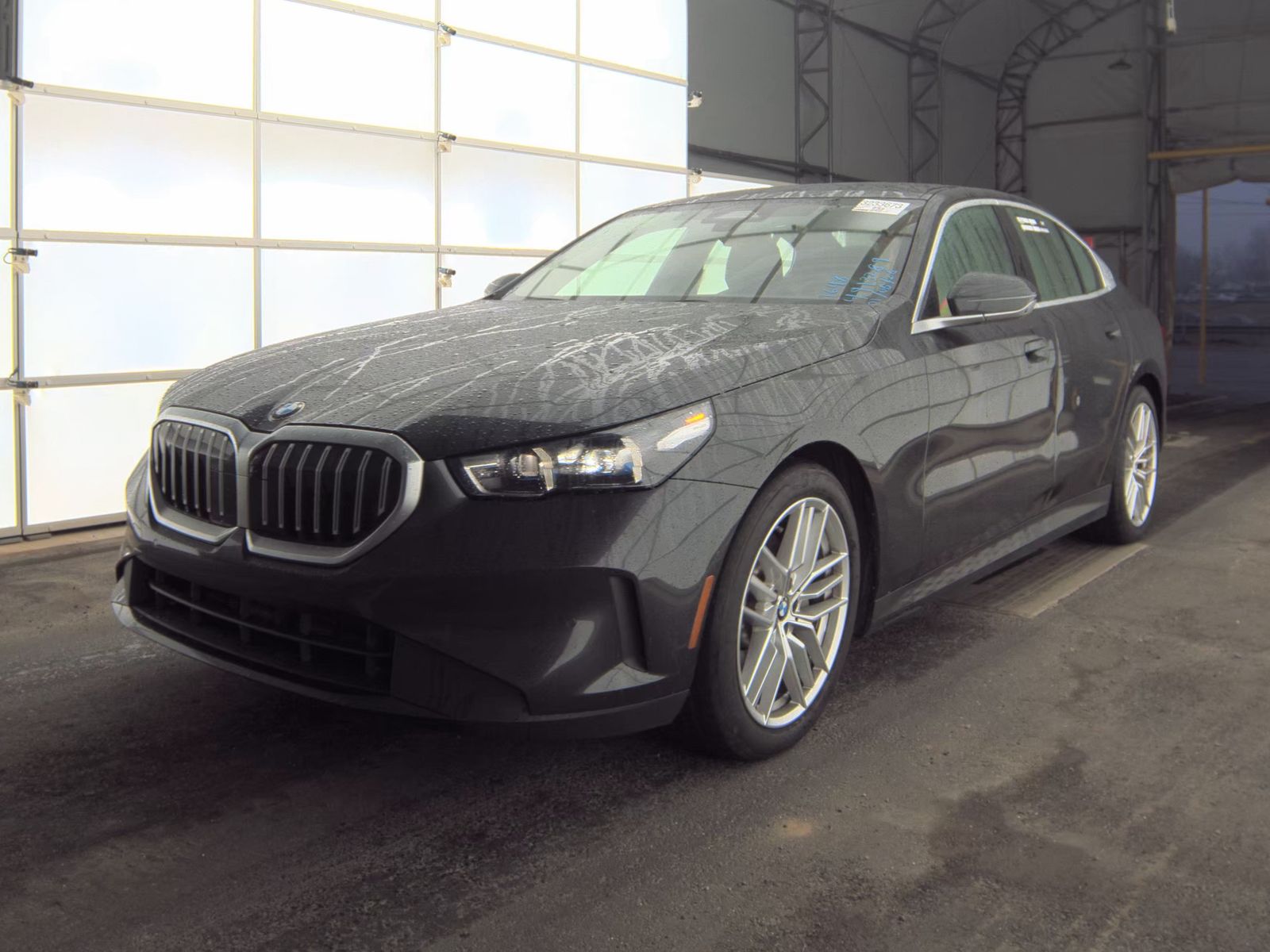 2025 BMW 5 Series 530i RWD