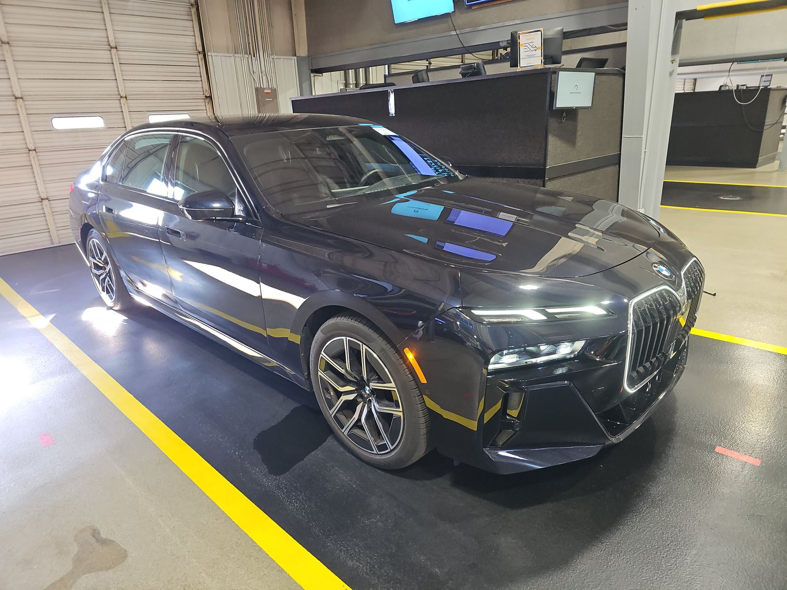 2025 BMW 7 Series 740i xDrive AWD