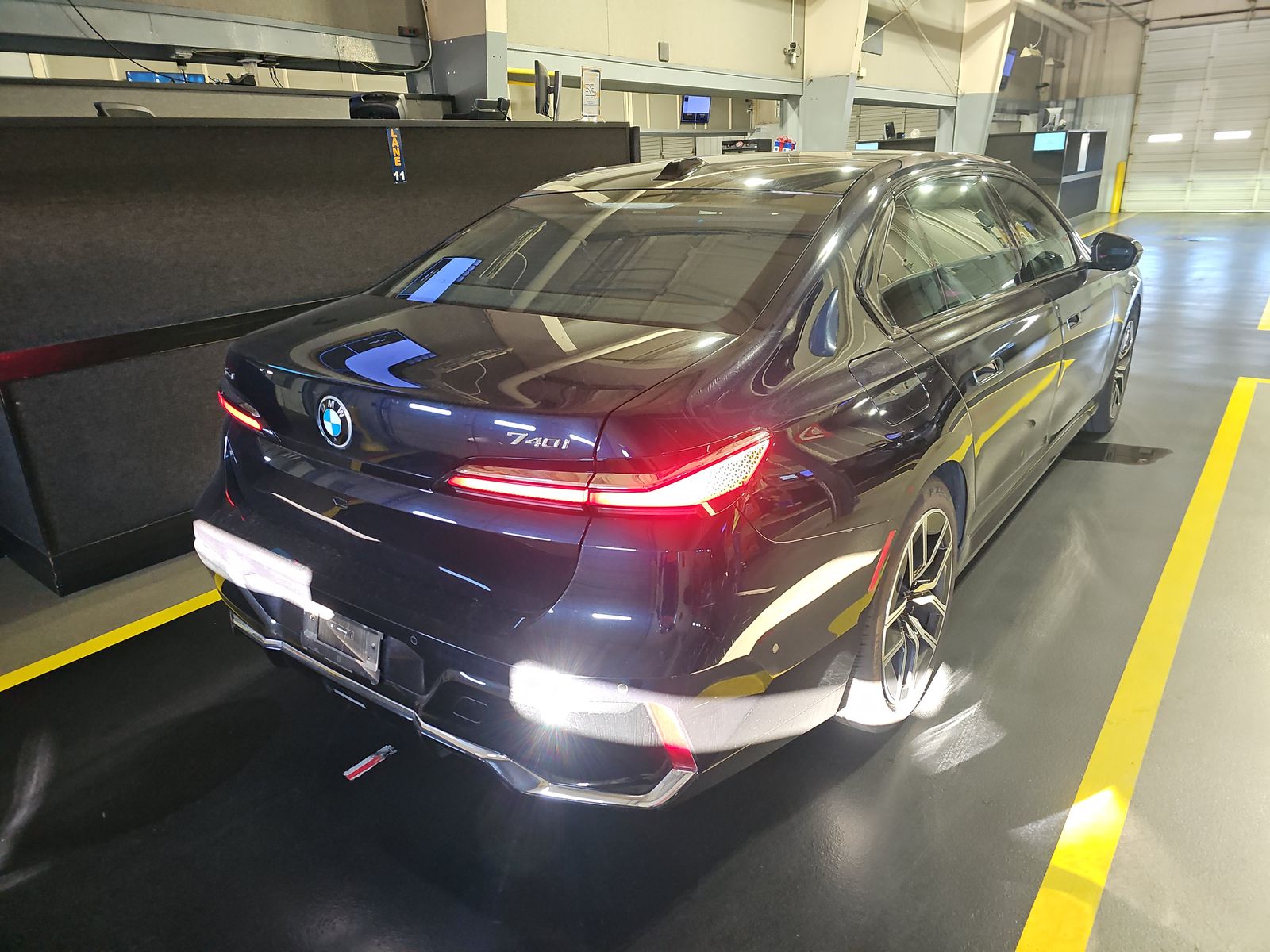 2025 BMW 7 Series 740i xDrive AWD