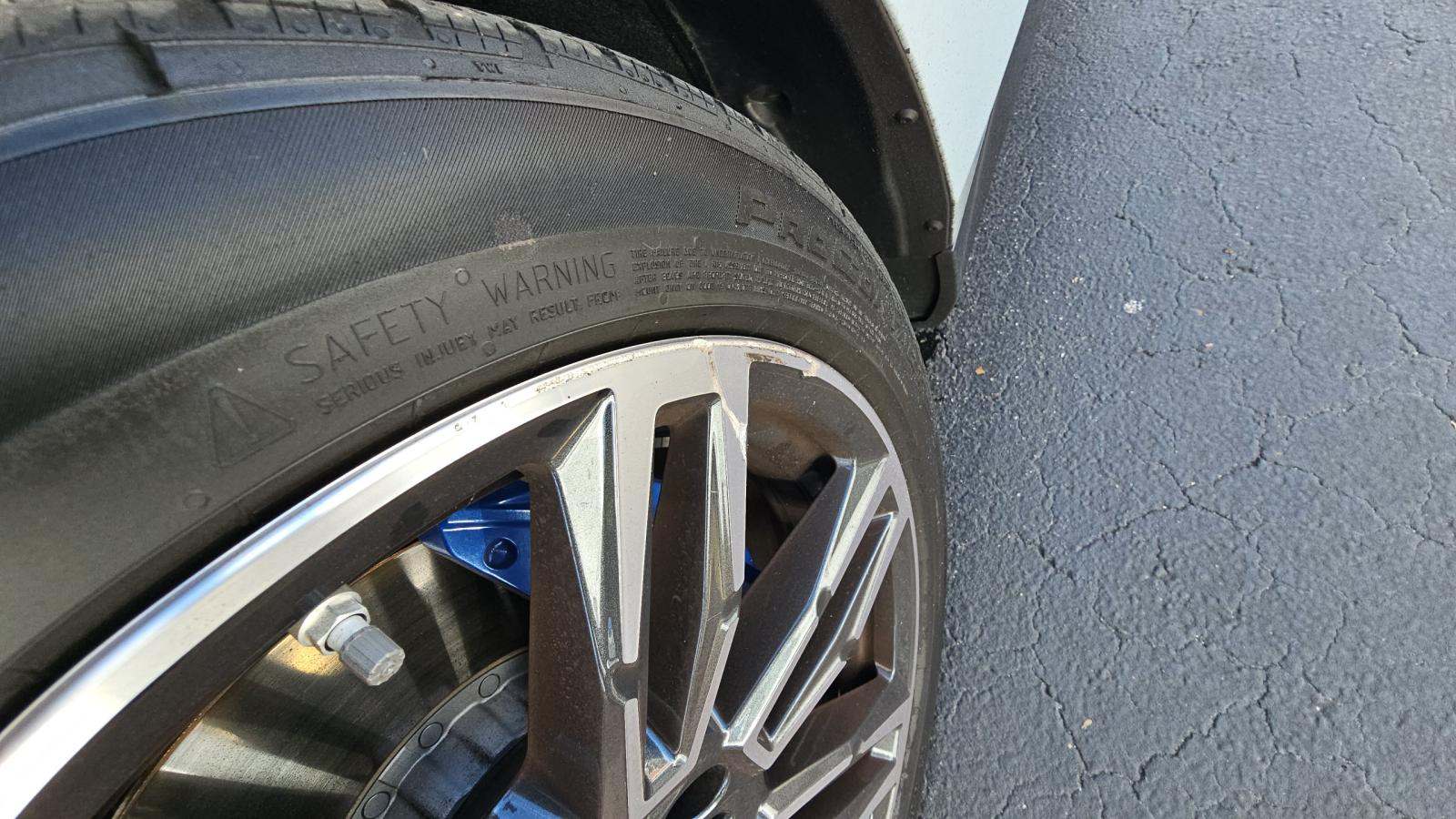 2025 BMW 5 Series 530i RWD