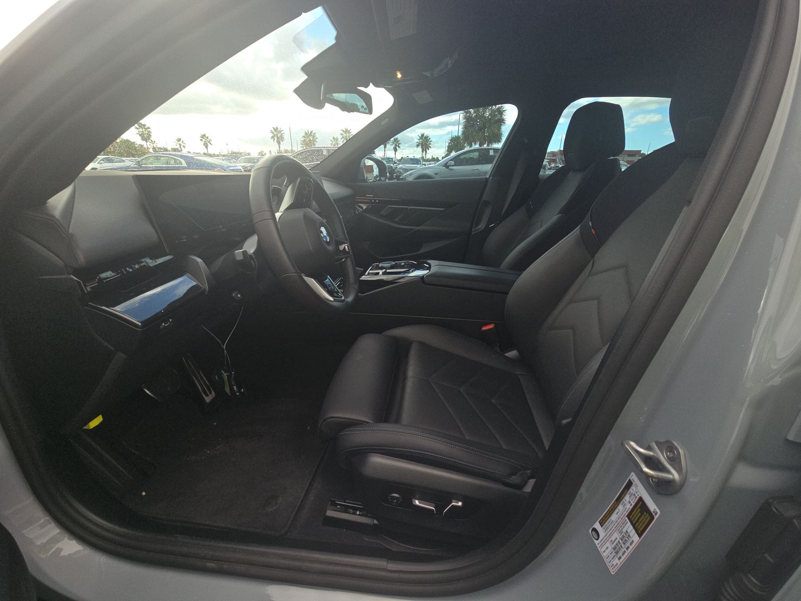 2025 BMW 5 Series 530i RWD