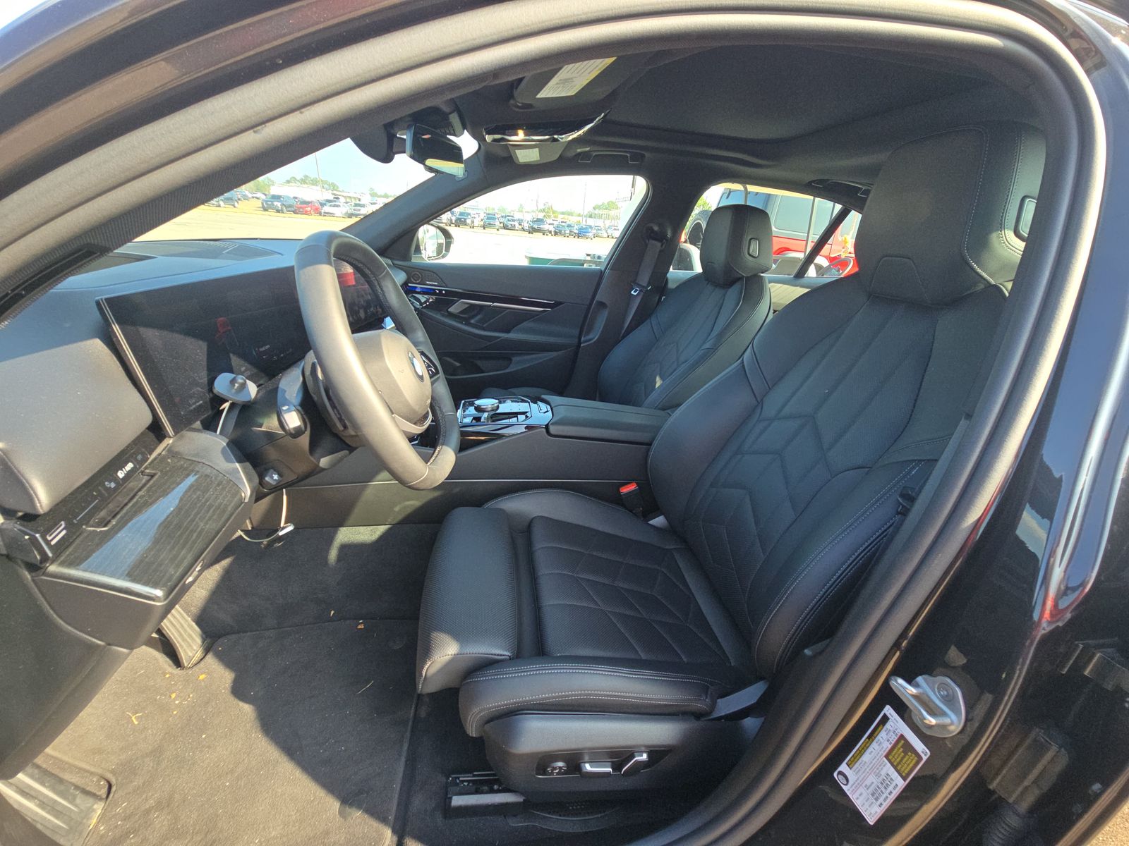 2025 BMW 5 Series 530i RWD