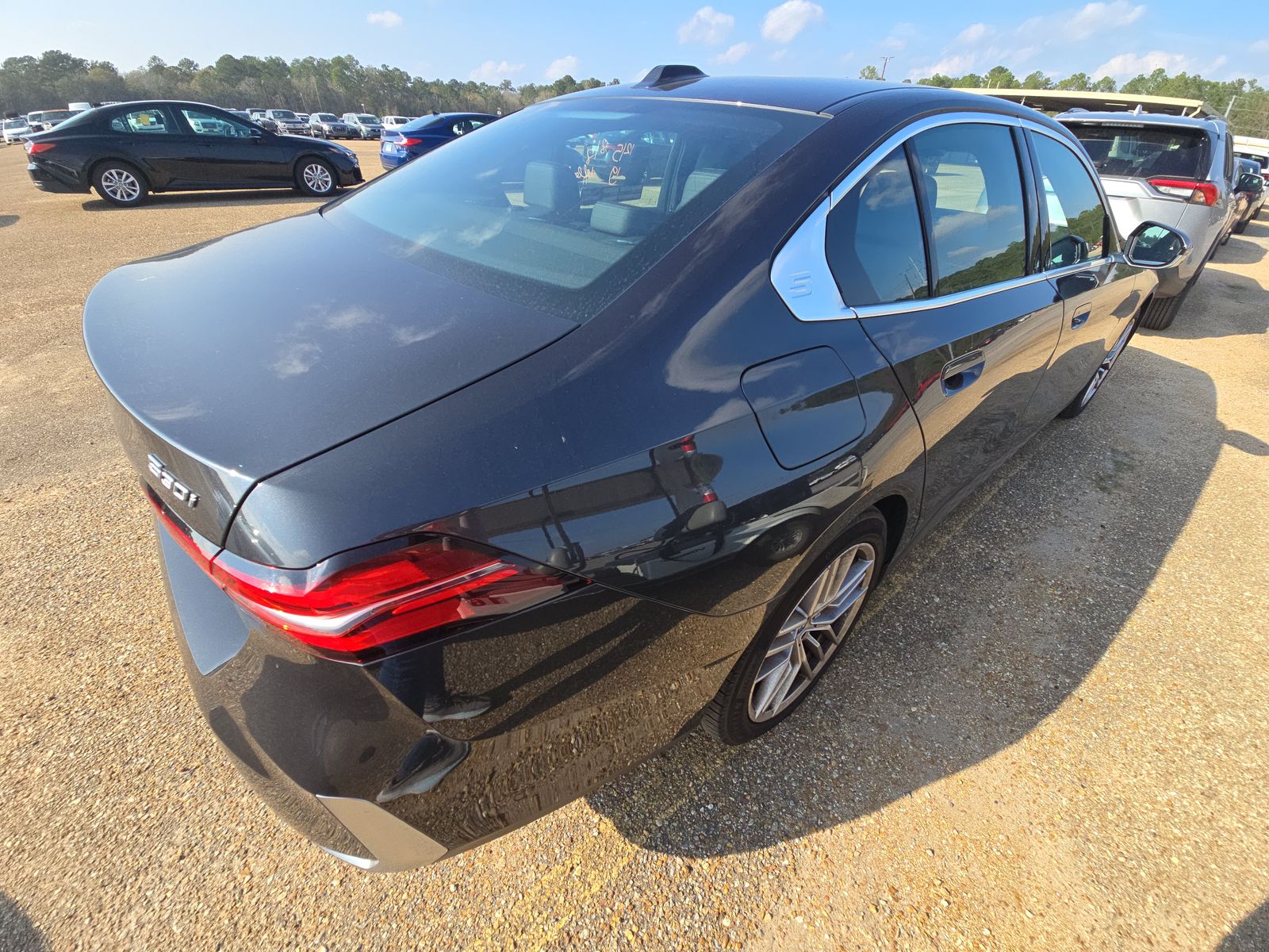 2025 BMW 5 Series 530i RWD