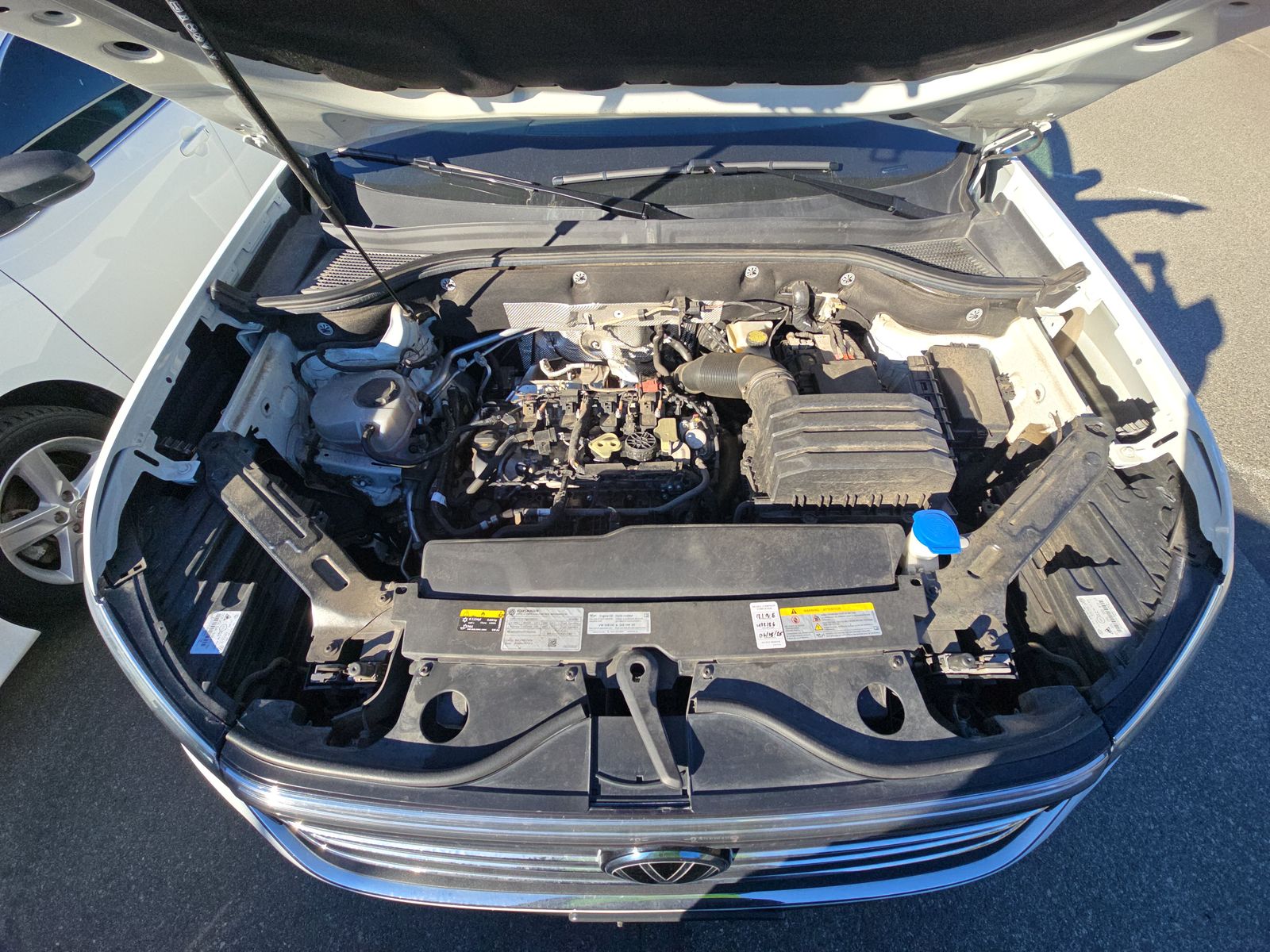 2024 Volkswagen Atlas 2.0T SE AWD