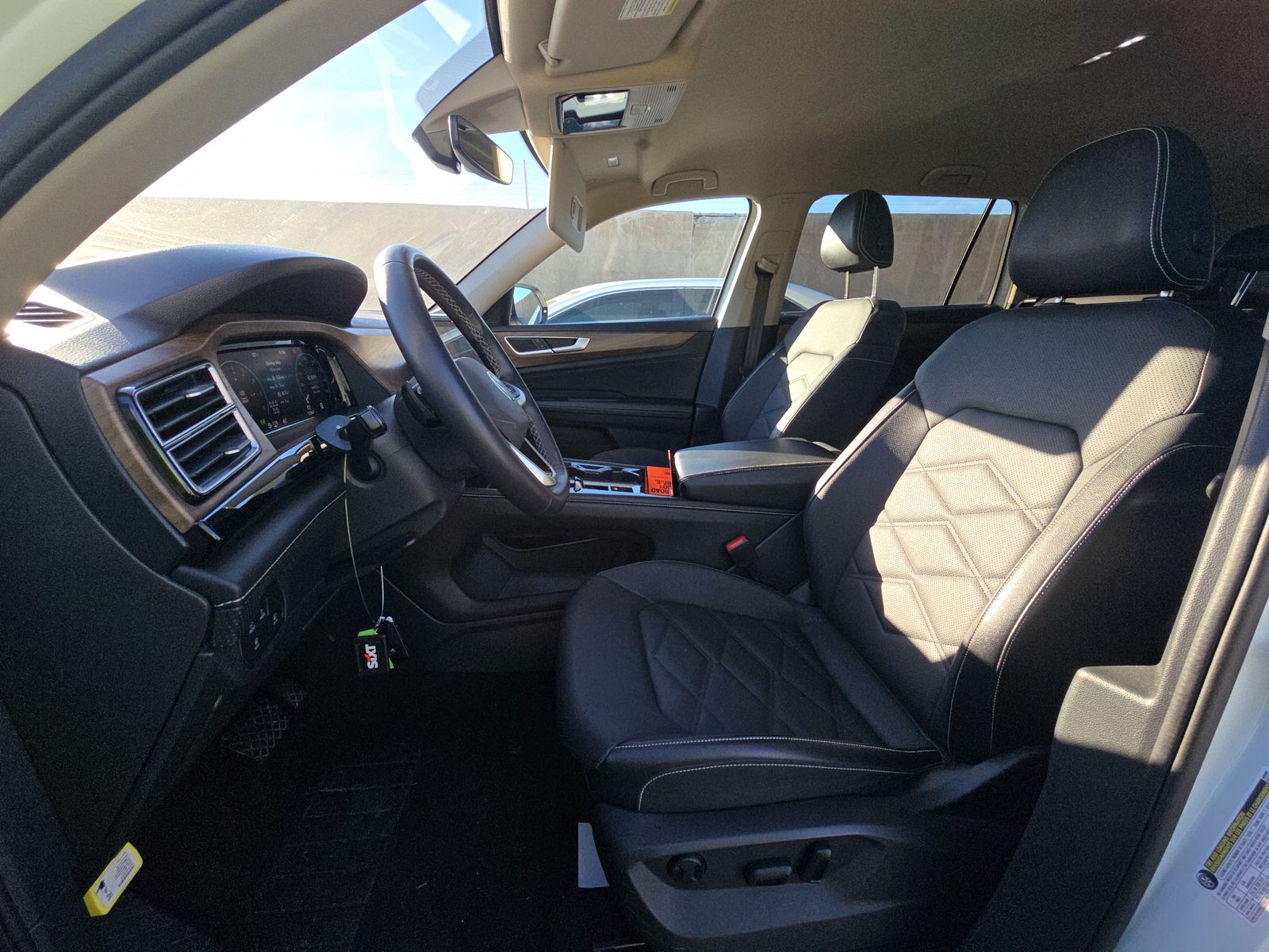 2024 Volkswagen Atlas 2.0T SE AWD