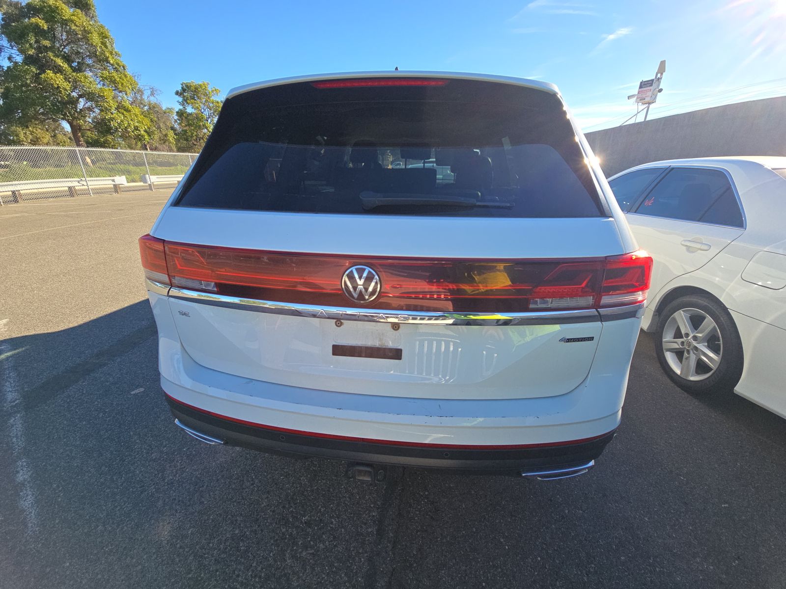 2024 Volkswagen Atlas 2.0T SE AWD