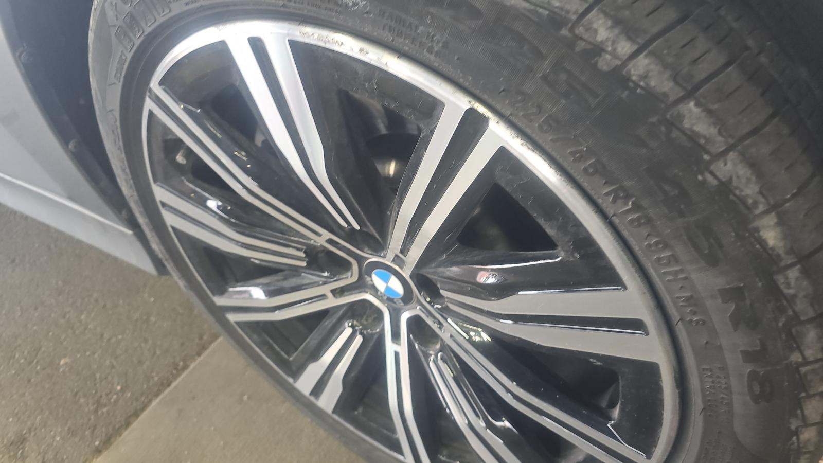 2025 BMW 3 Series 330i xDrive AWD