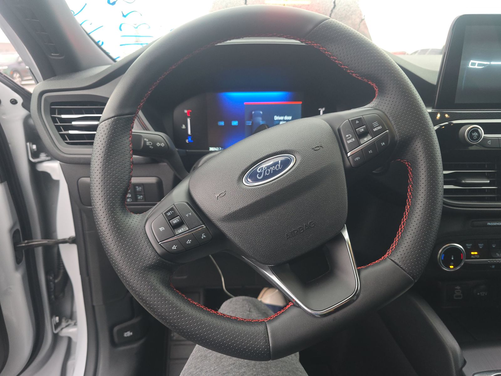 2025 Ford Escape ST-Line FWD