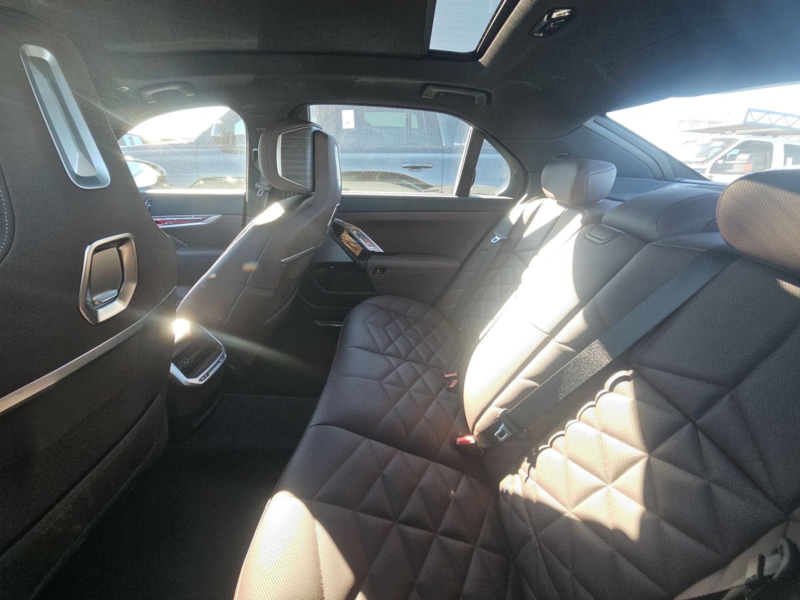 2025 BMW 7 Series 740i xDrive AWD