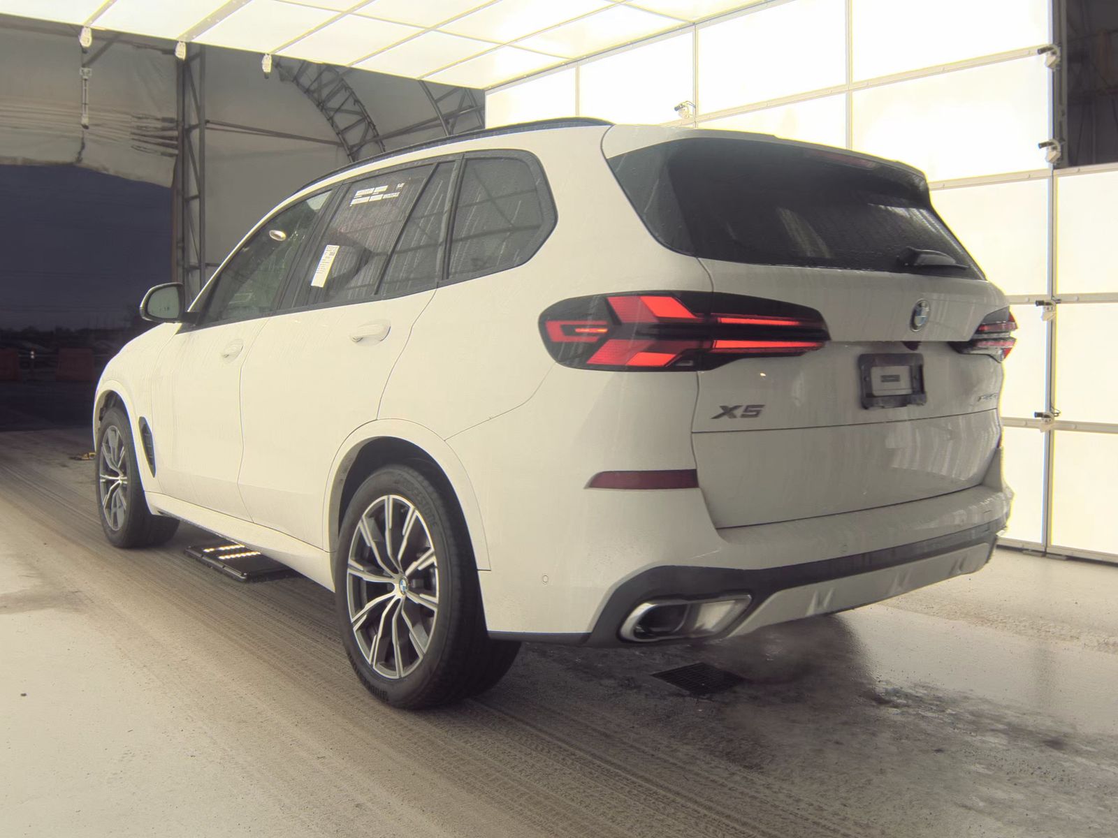 2025 BMW X5 xDrive40i AWD