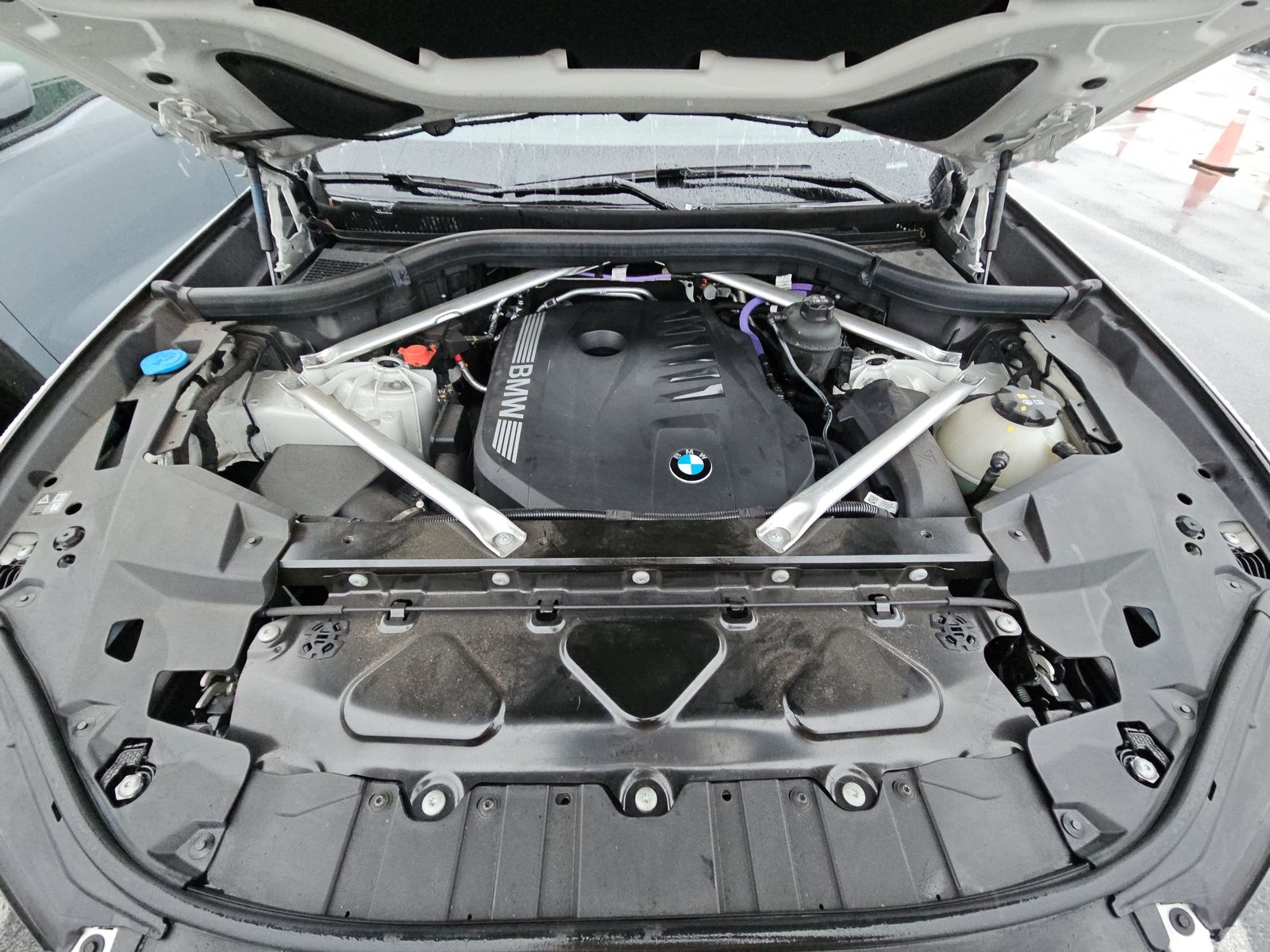 2025 BMW X5 xDrive40i AWD