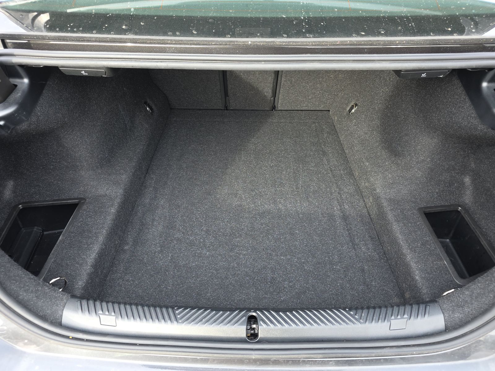 2025 BMW 5 Series 530i xDrive AWD