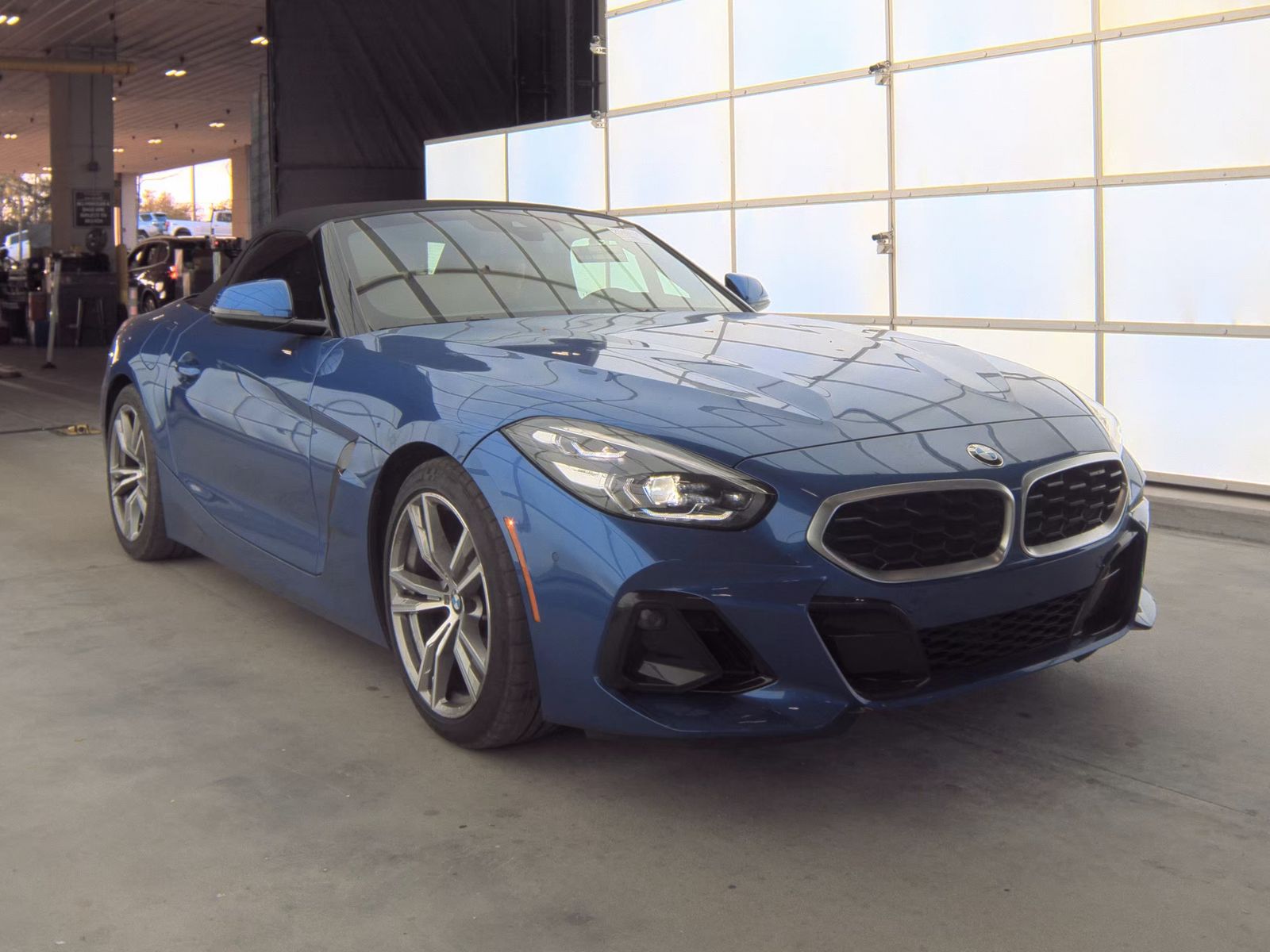 2025 BMW Z4 sDrive30i RWD