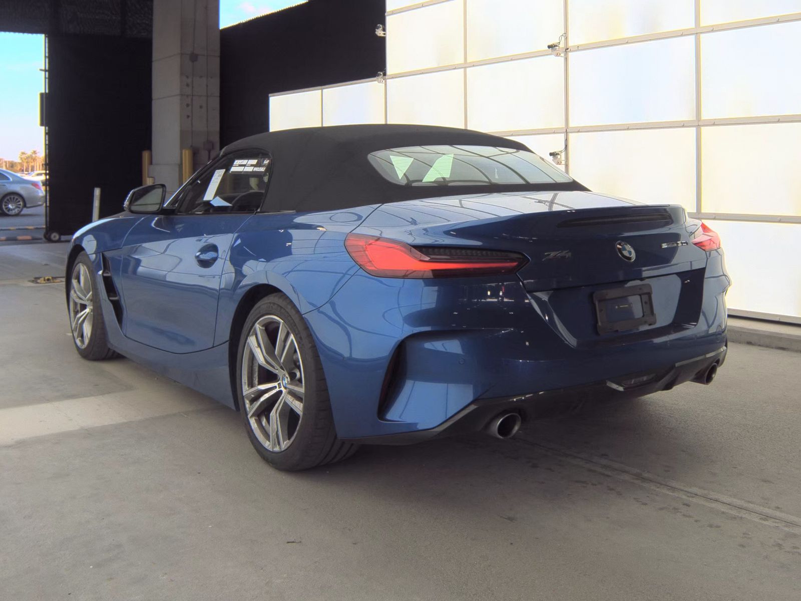 2025 BMW Z4 sDrive30i RWD