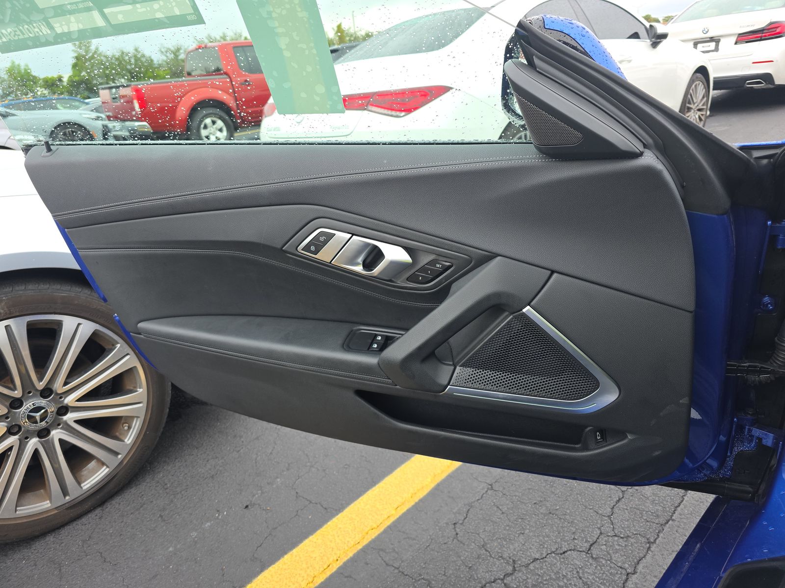 2025 BMW Z4 sDrive30i RWD