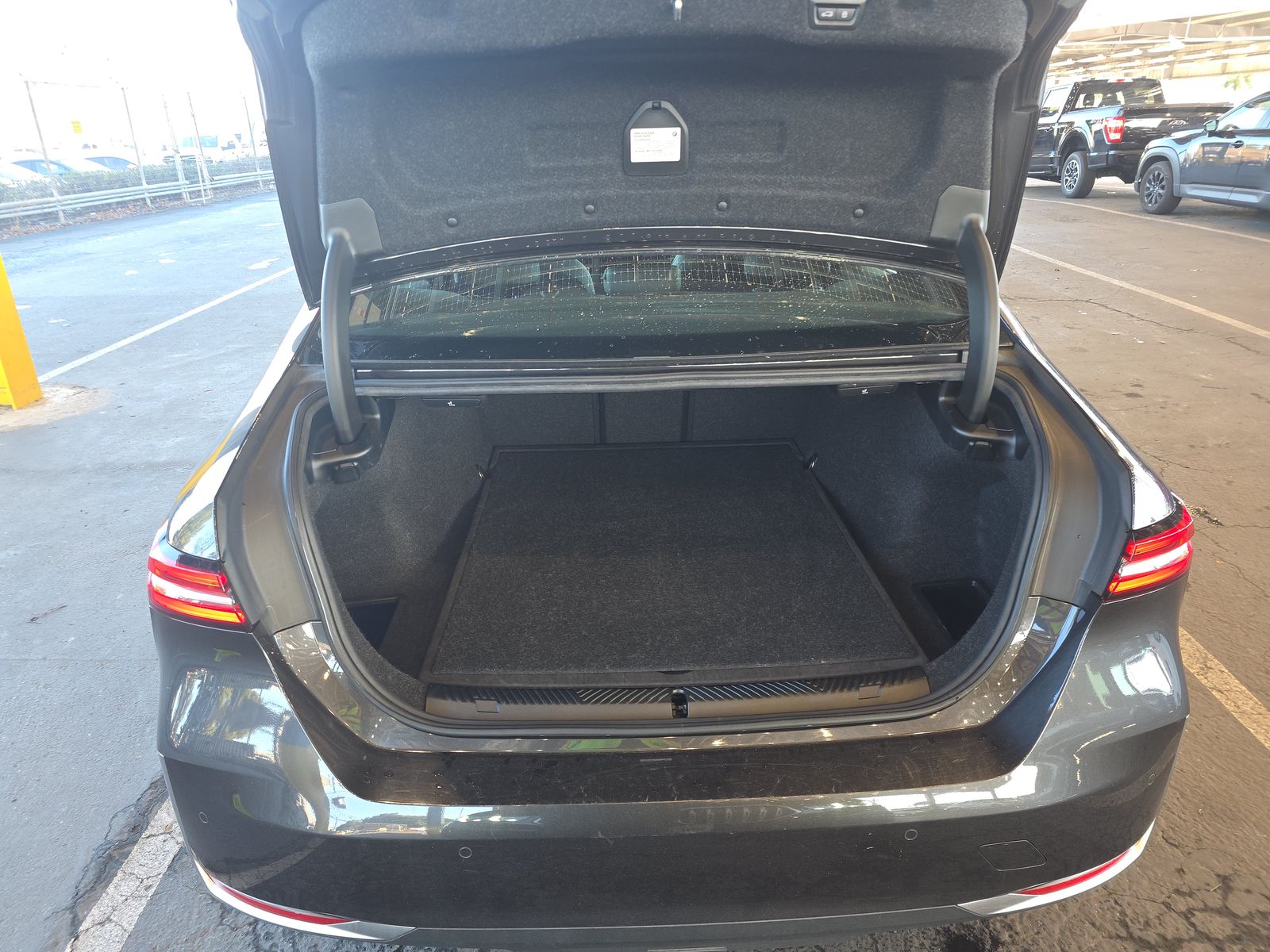 2024 BMW 5 Series 530i RWD