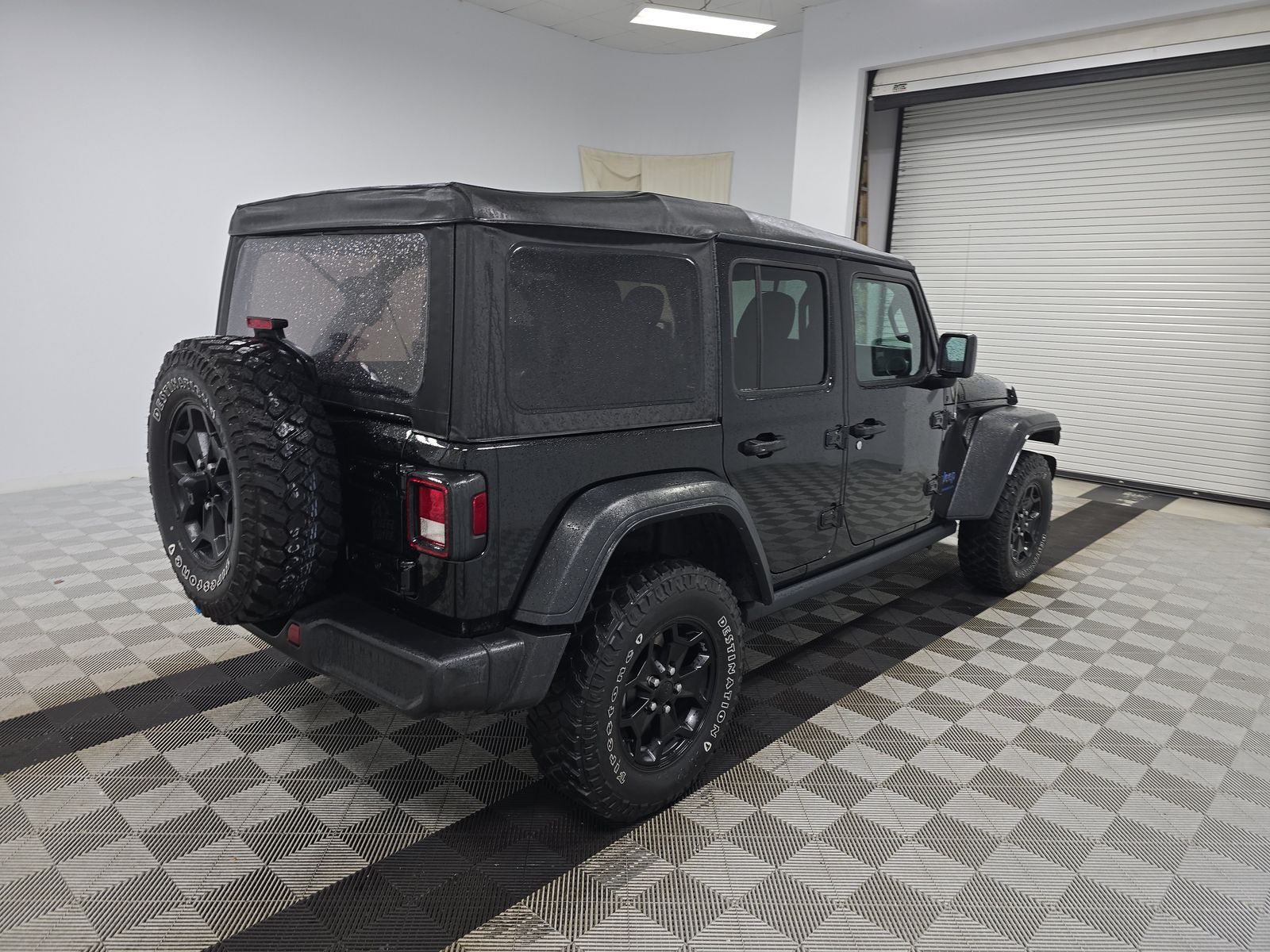2023 Jeep Wrangler 4xe Willys AWD