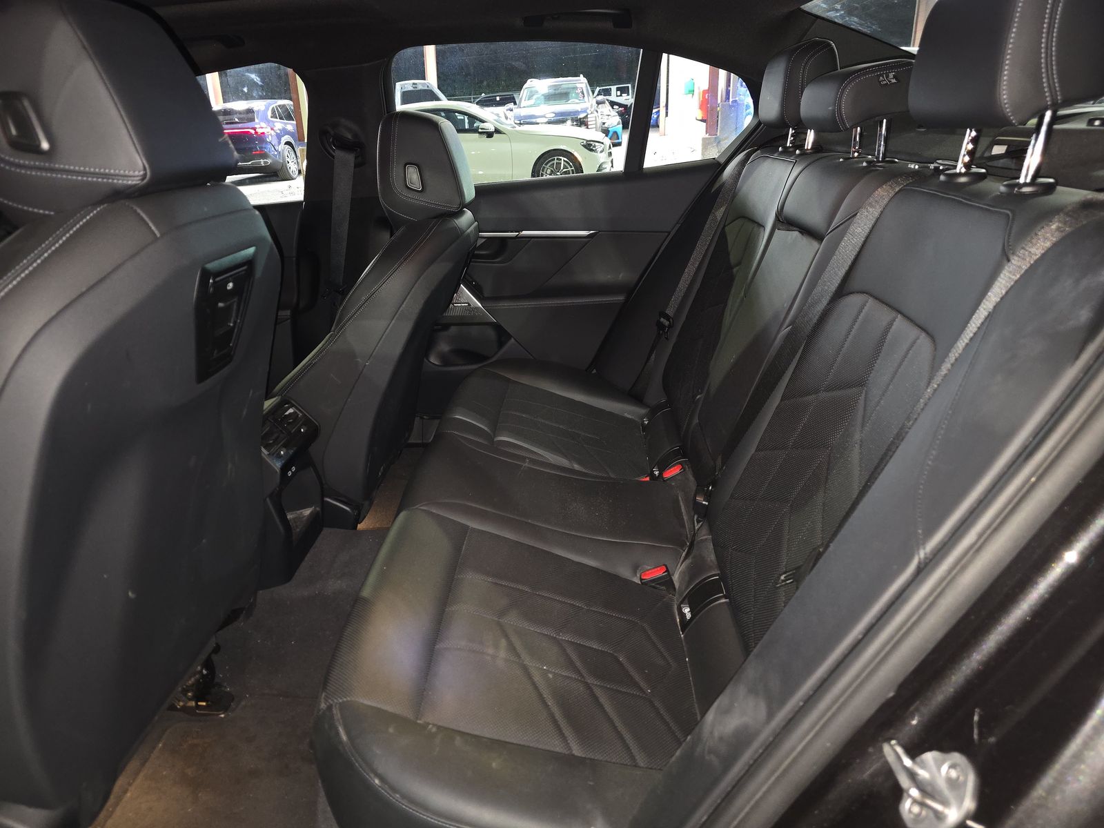 2025 BMW 5 Series 530i RWD