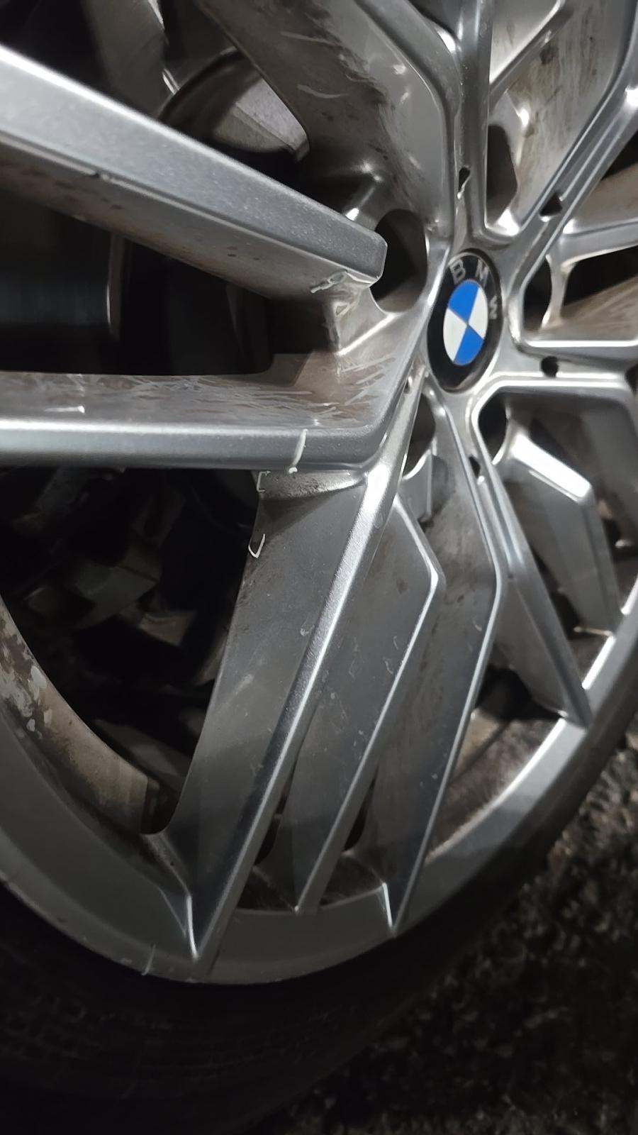 2025 BMW 5 Series 530i RWD